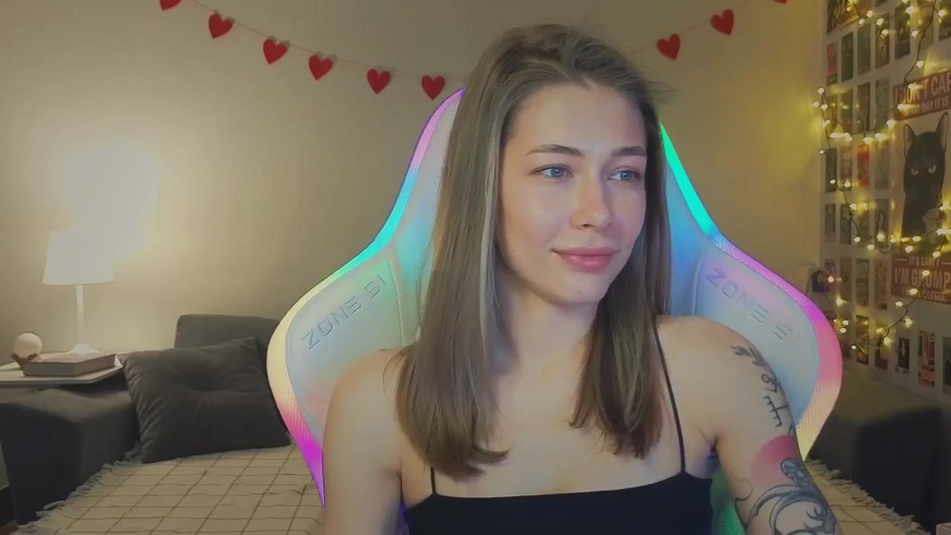 Gallery image thumbnail from KeepSpark's myfreecams stream on, 11/11/2024, 07:11 image 20 of 20