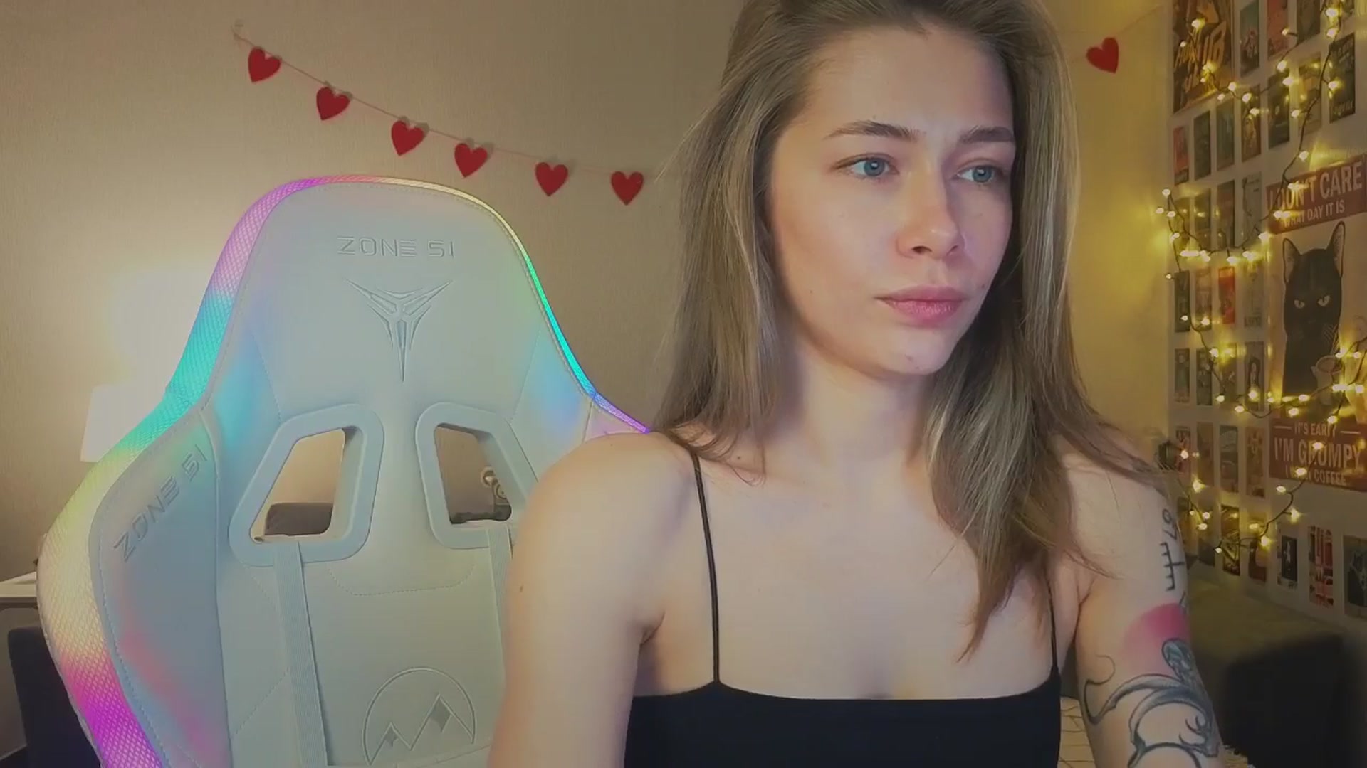 Gallery image thumbnail from KeepSpark's myfreecams stream on, 11/11/2024, 07:50 image 6 of 20