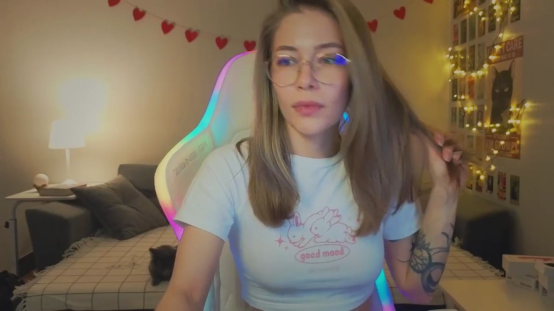 Gallery image thumbnail from KeepSpark's myfreecams stream on, 11/12/2024, 07:02 image 7 of 20
