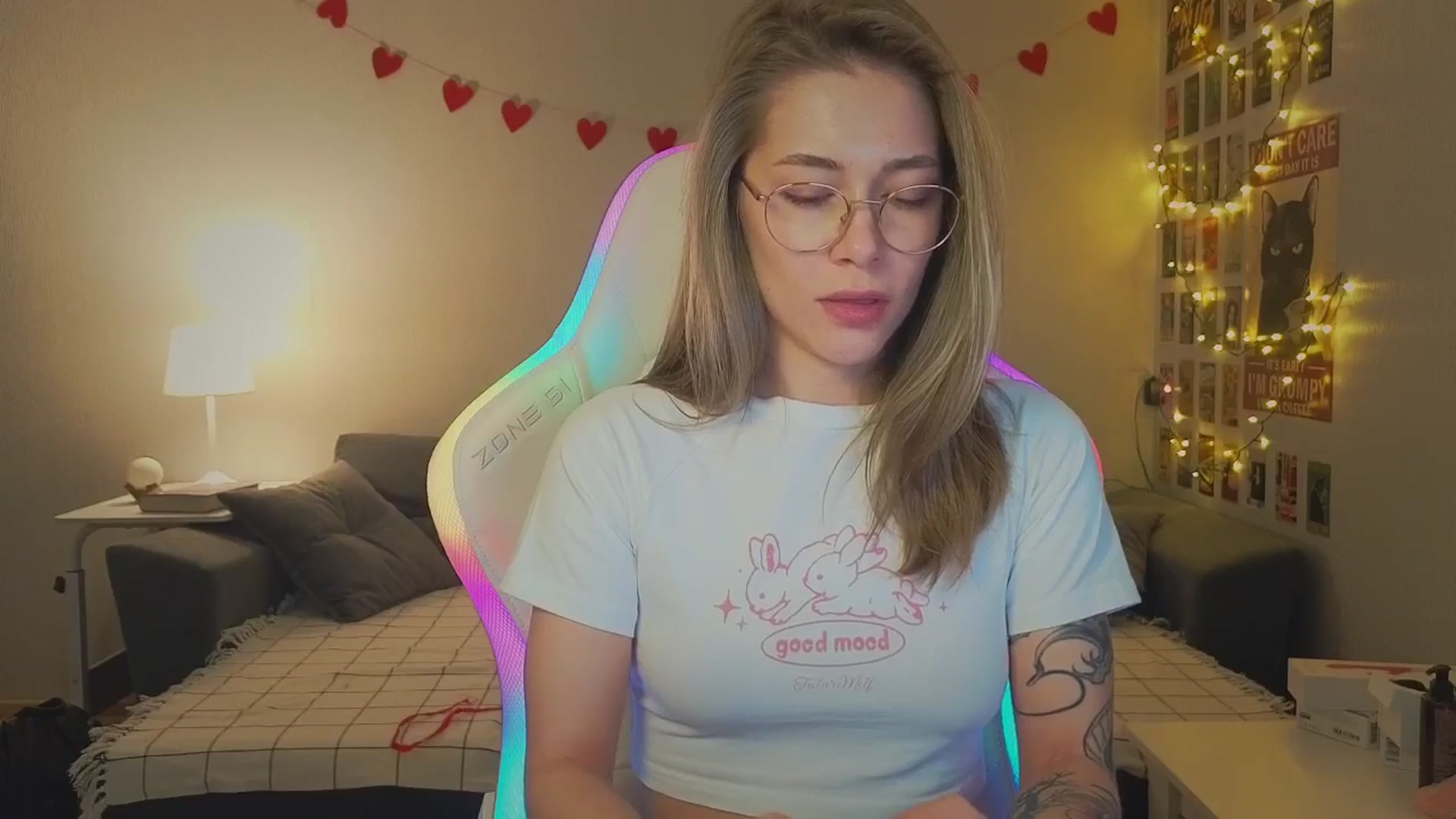 Gallery image thumbnail from KeepSpark's myfreecams stream on, 11/12/2024, 08:03 image 11 of 20