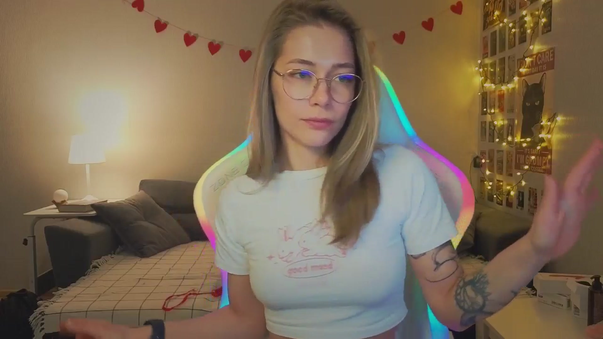 Gallery image thumbnail from KeepSpark's myfreecams stream on, 11/12/2024, 08:03 image 12 of 20