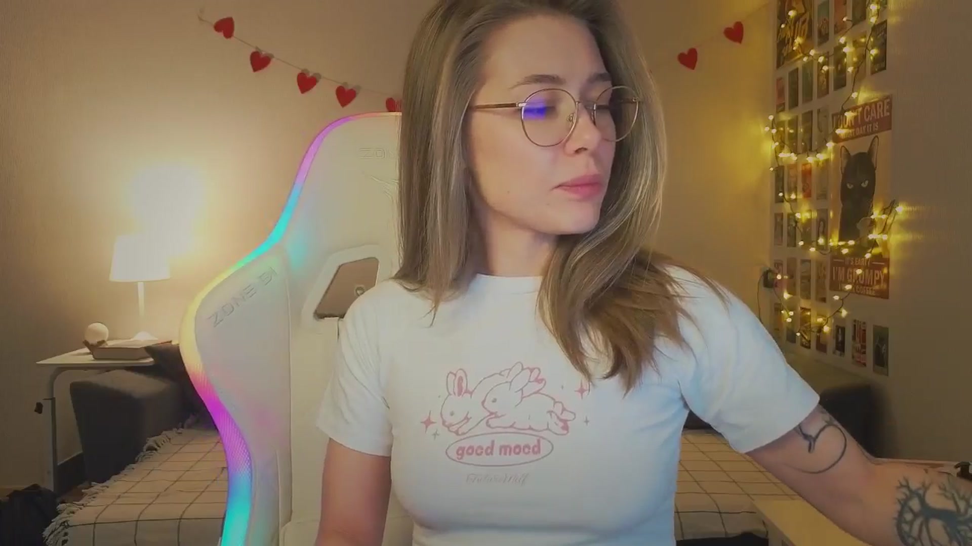 Gallery image thumbnail from KeepSpark's myfreecams stream on, 11/12/2024, 08:03 image 6 of 20