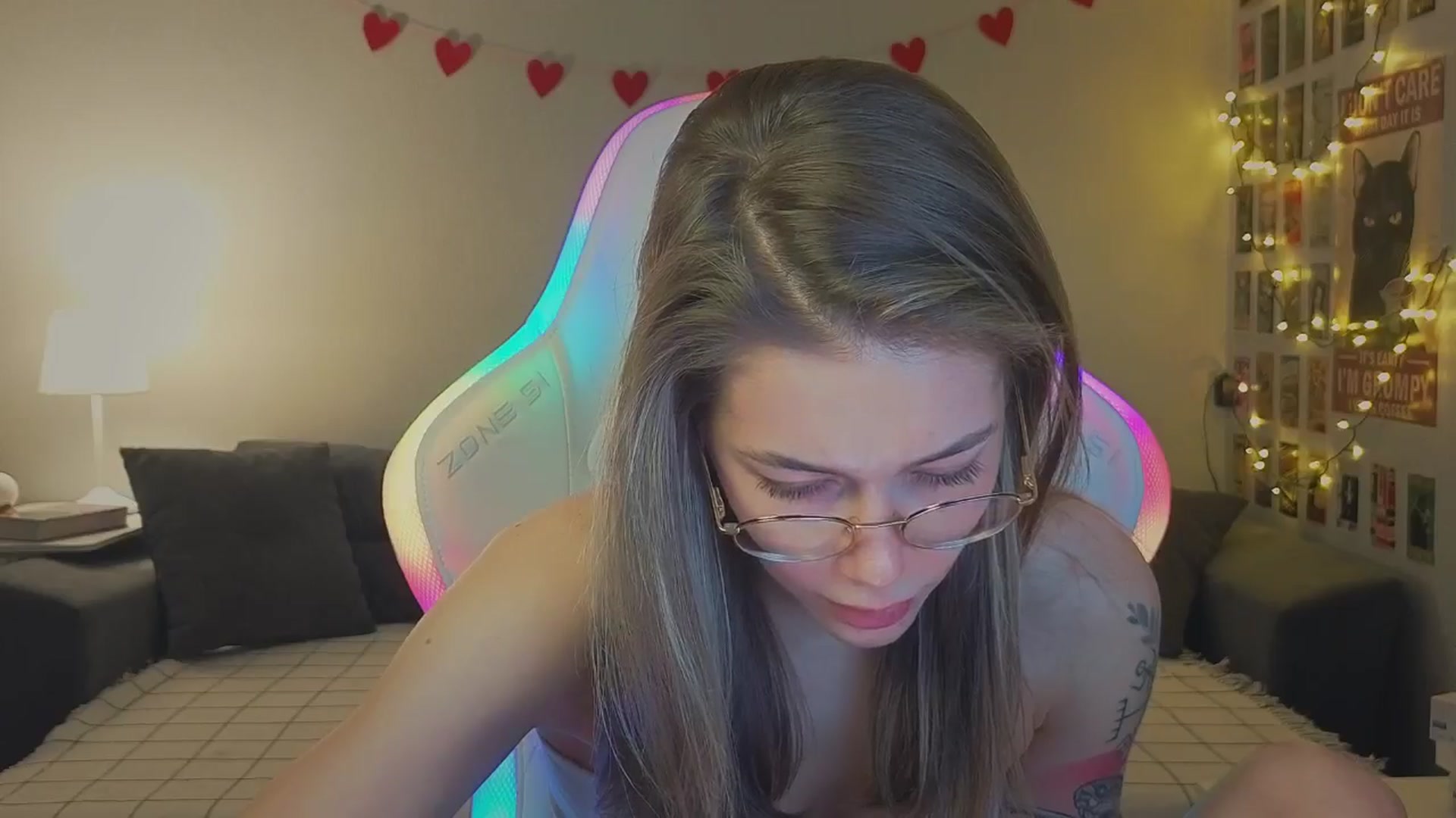 Gallery image thumbnail from KeepSpark's myfreecams stream on, 11/13/2024, 06:11 image 12 of 20