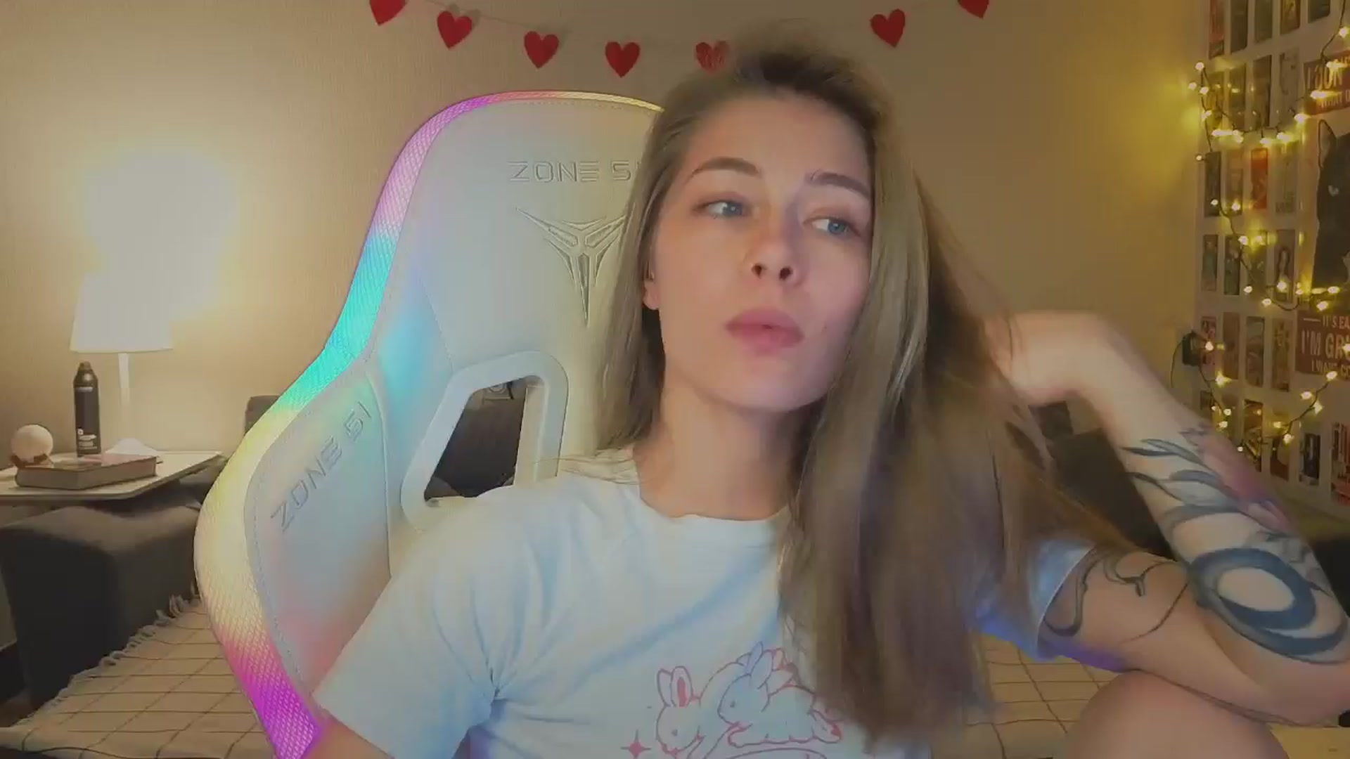 Gallery image thumbnail from KeepSpark's myfreecams stream on, 11/18/2024, 07:08 image 3 of 20