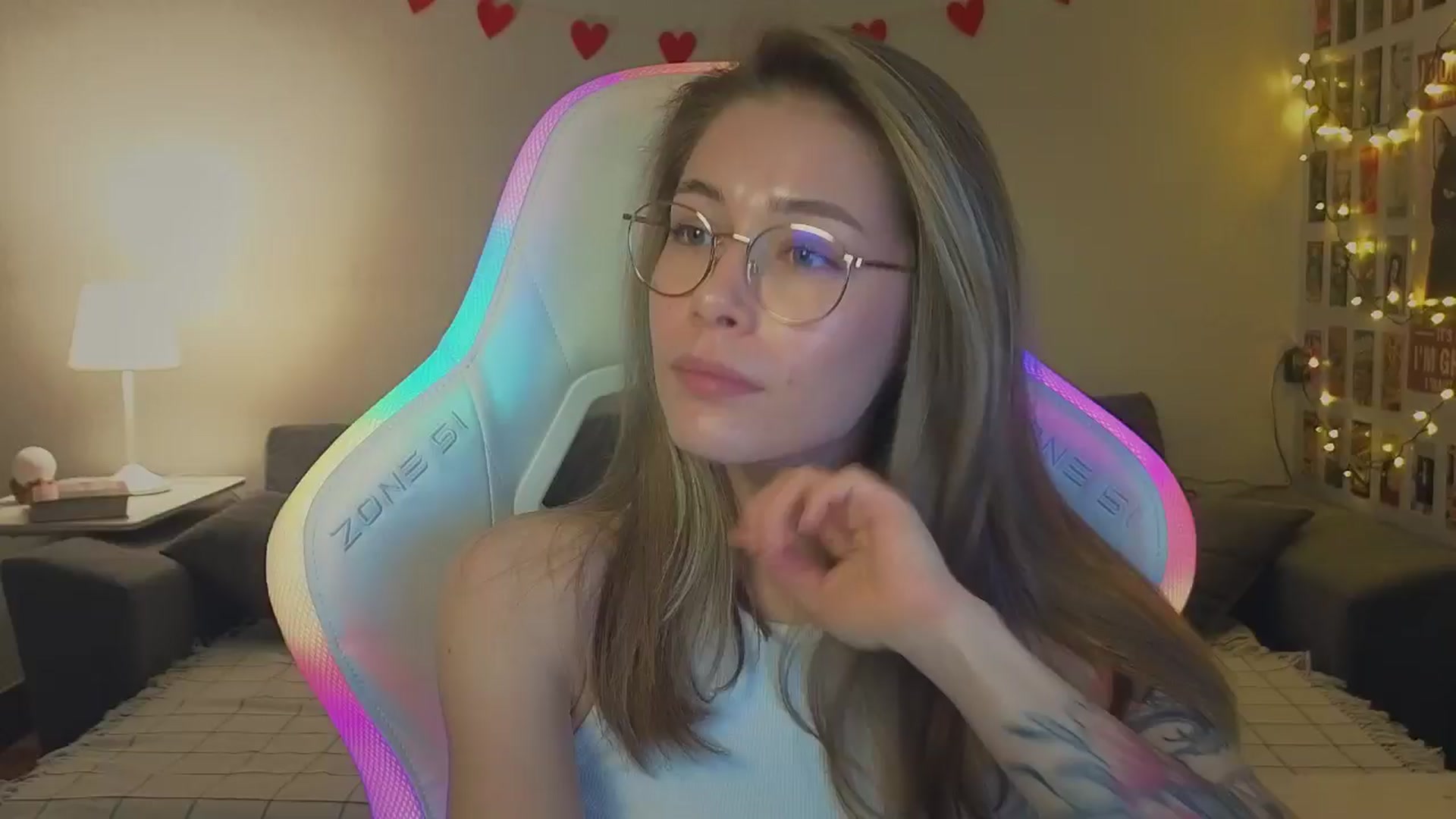 Gallery image thumbnail from KeepSpark's myfreecams stream on, 11/19/2024, 08:17 image 5 of 20