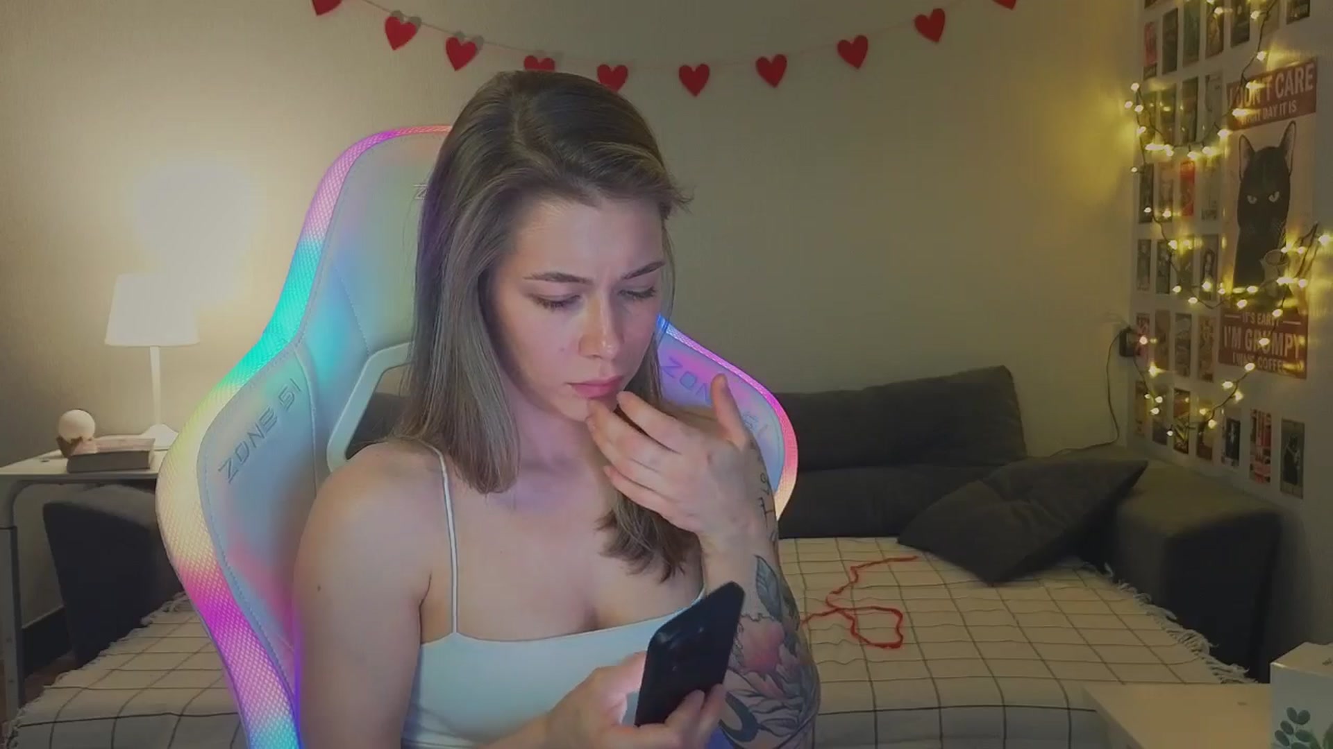 Gallery image thumbnail from KeepSpark's myfreecams stream on, 11/20/2024, 06:32 image 7 of 20