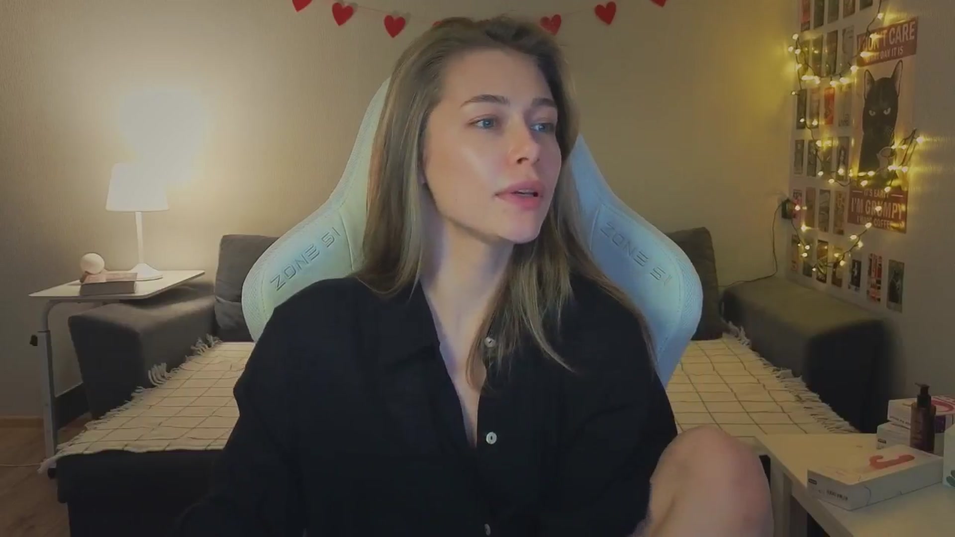 Gallery image thumbnail from KeepSpark's myfreecams stream on, 11/22/2024, 09:00 image 5 of 20