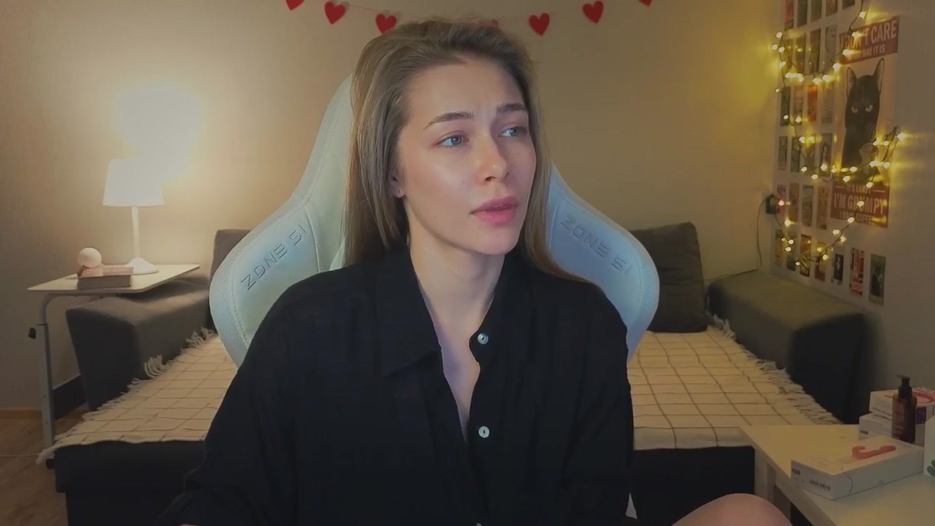 Gallery image thumbnail from KeepSpark's myfreecams stream on, 11/22/2024, 09:00 image 12 of 20