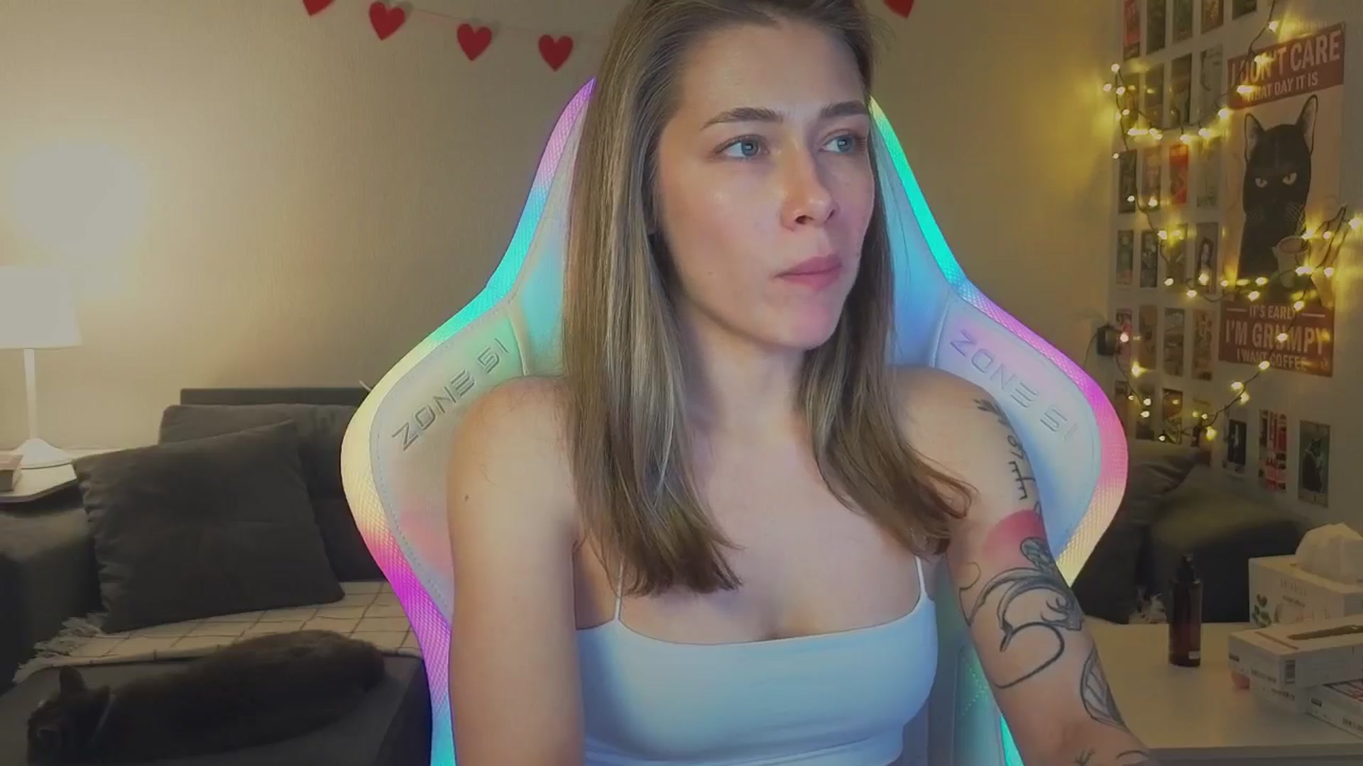Gallery image thumbnail from KeepSpark's myfreecams stream on, 11/26/2024, 09:06 image 12 of 20