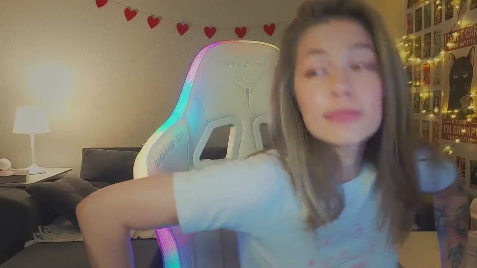 Gallery image thumbnail from KeepSpark's myfreecams stream on, 11/28/2024, 06:19 image 19 of 20