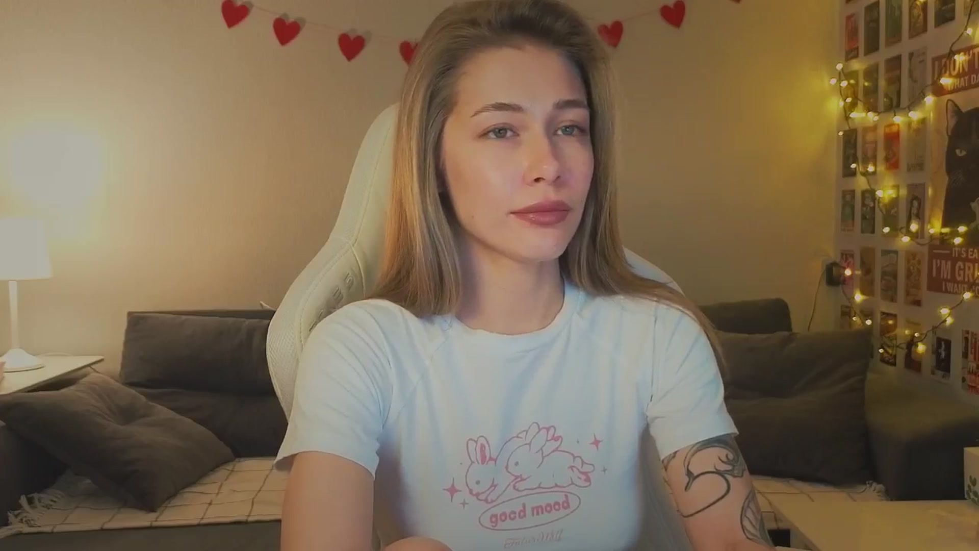 Gallery image thumbnail from KeepSpark's myfreecams stream on, 11/28/2024, 07:38 image 20 of 20