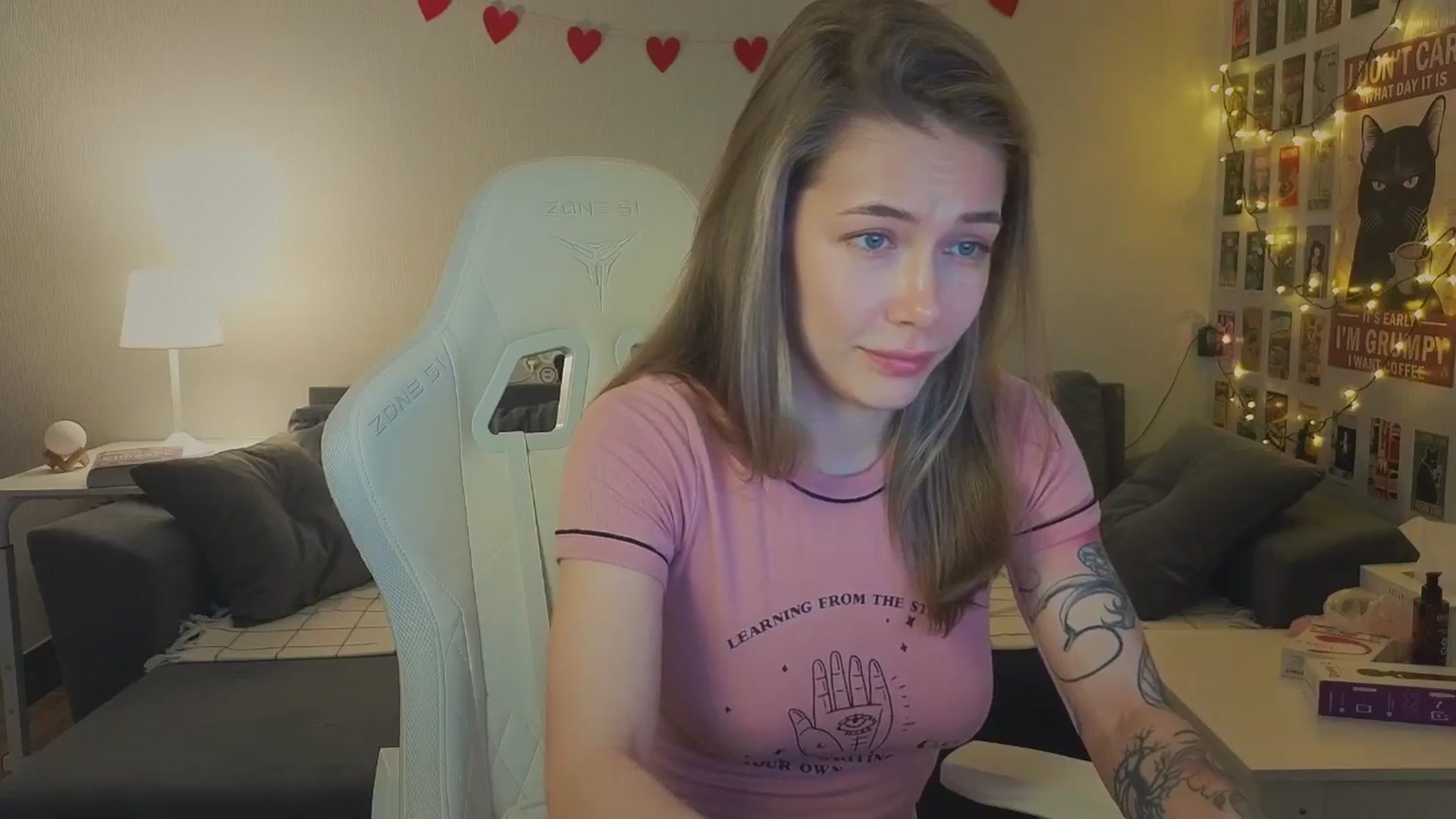 Gallery image thumbnail from KeepSpark's myfreecams stream on, 12/03/2024, 08:12 image 10 of 20