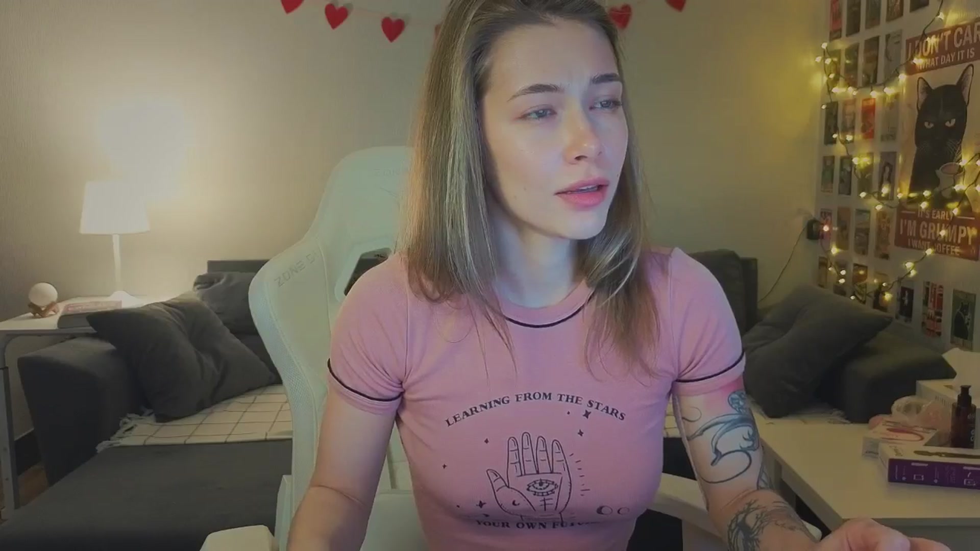 Gallery image thumbnail from KeepSpark's myfreecams stream on, 12/03/2024, 08:12 image 8 of 20
