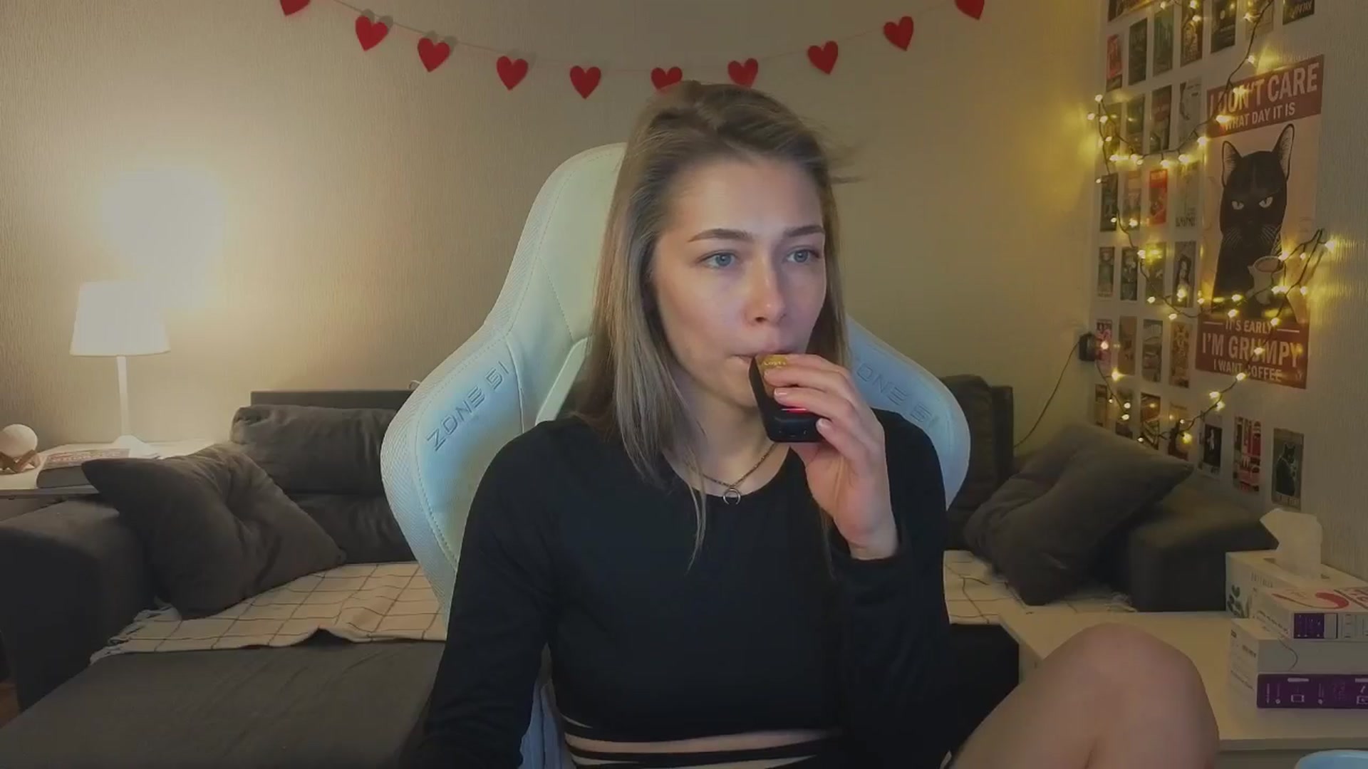 Gallery image thumbnail from KeepSpark's myfreecams stream on, 12/04/2024, 08:01 image 5 of 20