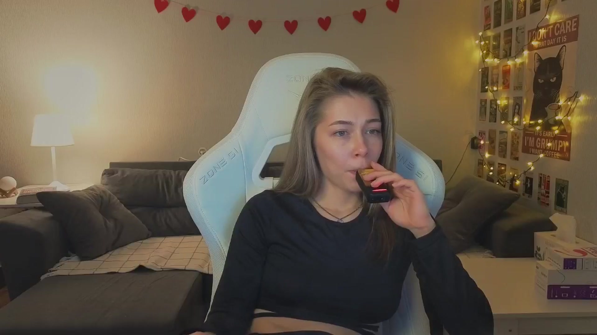 Gallery image thumbnail from KeepSpark's myfreecams stream on, 12/04/2024, 09:02 image 3 of 20