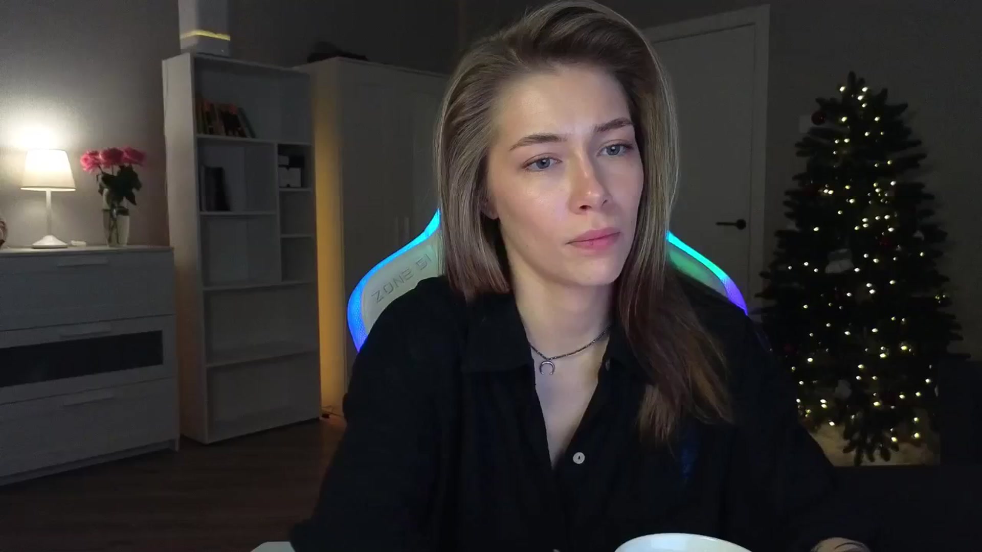 Gallery image thumbnail from KeepSpark's myfreecams stream on, 12/27/2024, 03:59 image 17 of 20
