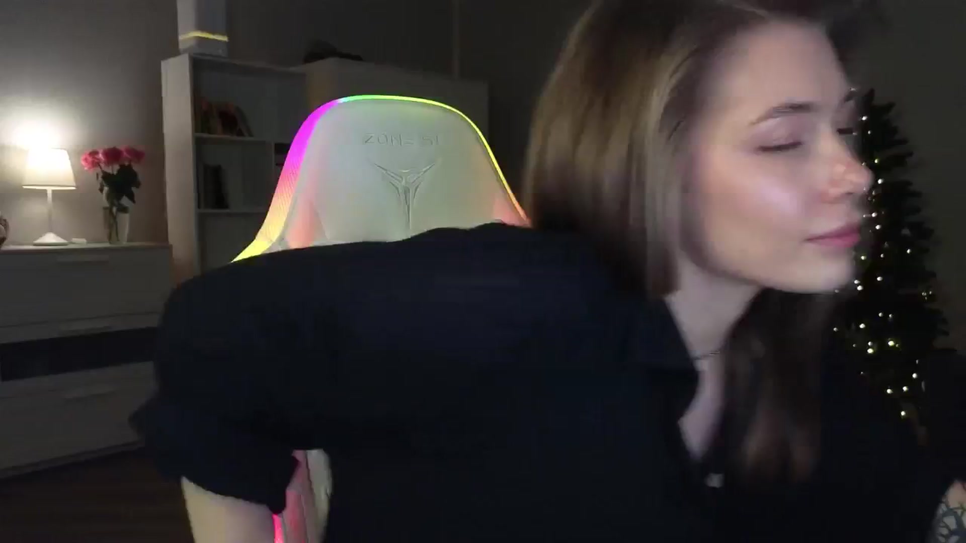Gallery image thumbnail from KeepSpark's myfreecams stream on, 12/27/2024, 05:42 image 8 of 20