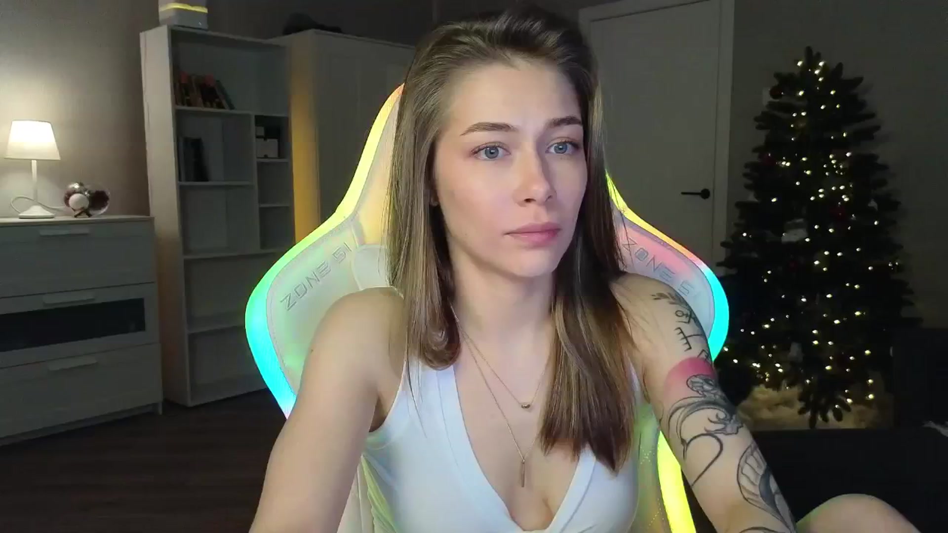 Gallery image thumbnail from KeepSpark's myfreecams stream on, 01/10/2025, 07:49 image 9 of 20