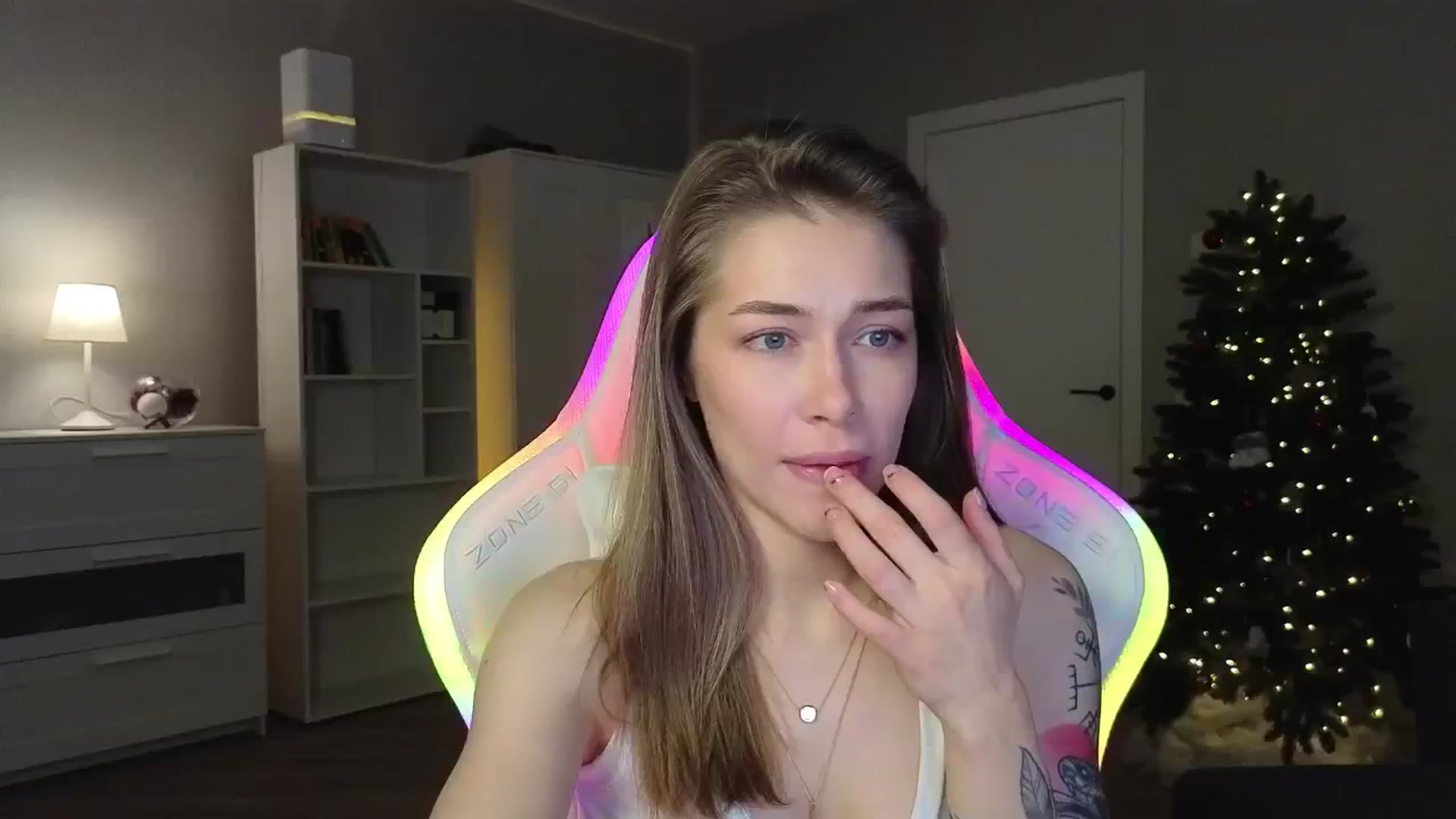 Gallery image thumbnail from KeepSpark's myfreecams stream on, 01/10/2025, 07:49 image 1 of 20