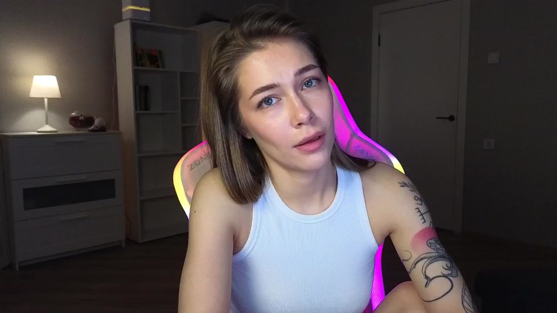 Gallery image thumbnail from KeepSpark's myfreecams stream on, 03/02/2025, 04:02 image 4 of 20