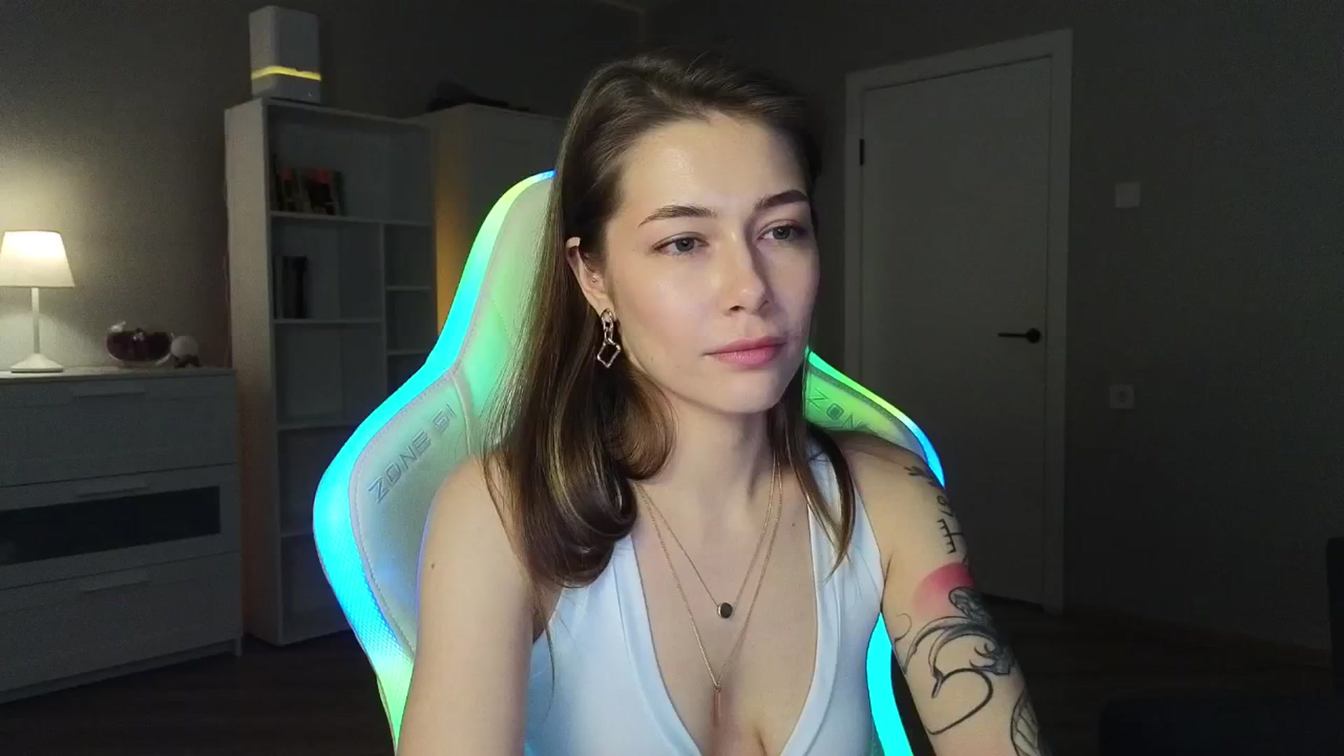 Gallery image thumbnail from KeepSpark's myfreecams stream on, 03/03/2025, 05:43 image 7 of 20