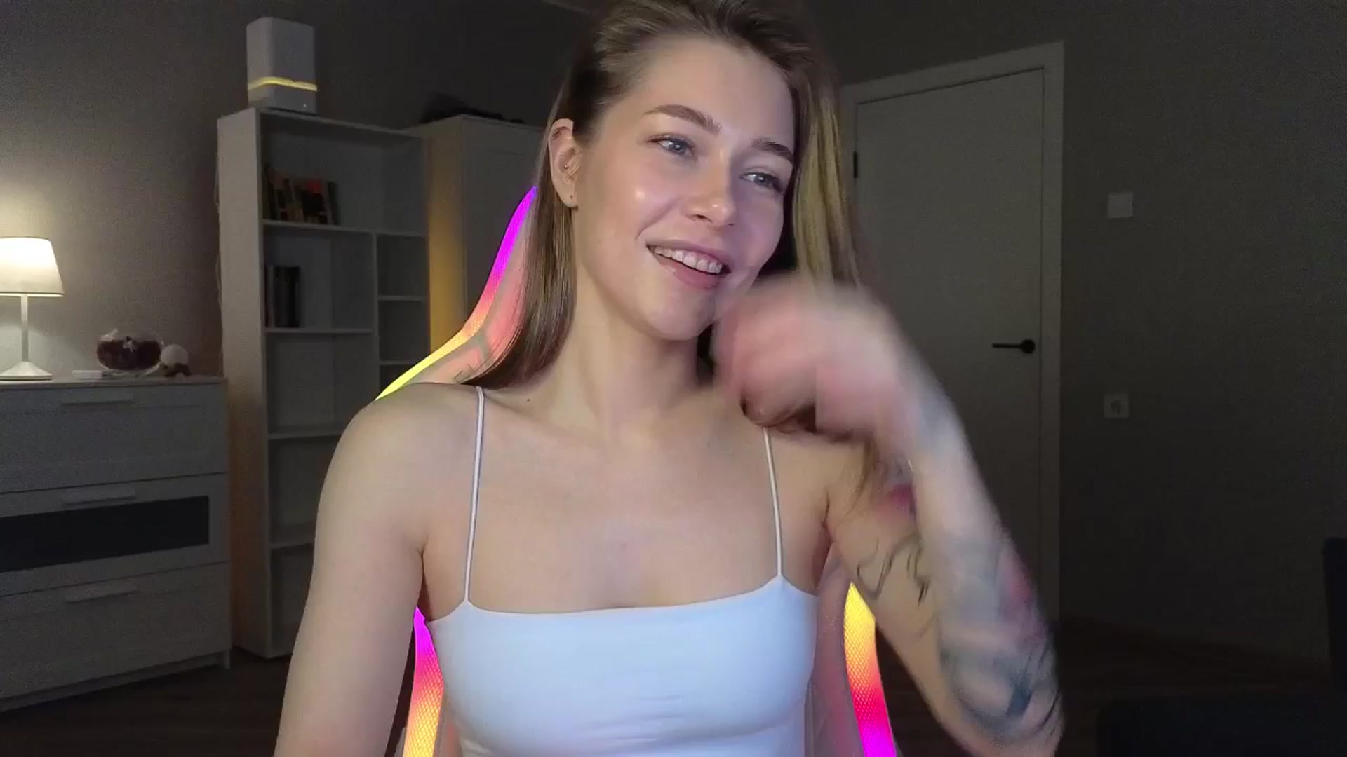 Gallery image thumbnail from KeepSpark's myfreecams stream on, 03/04/2025, 04:46 image 6 of 20