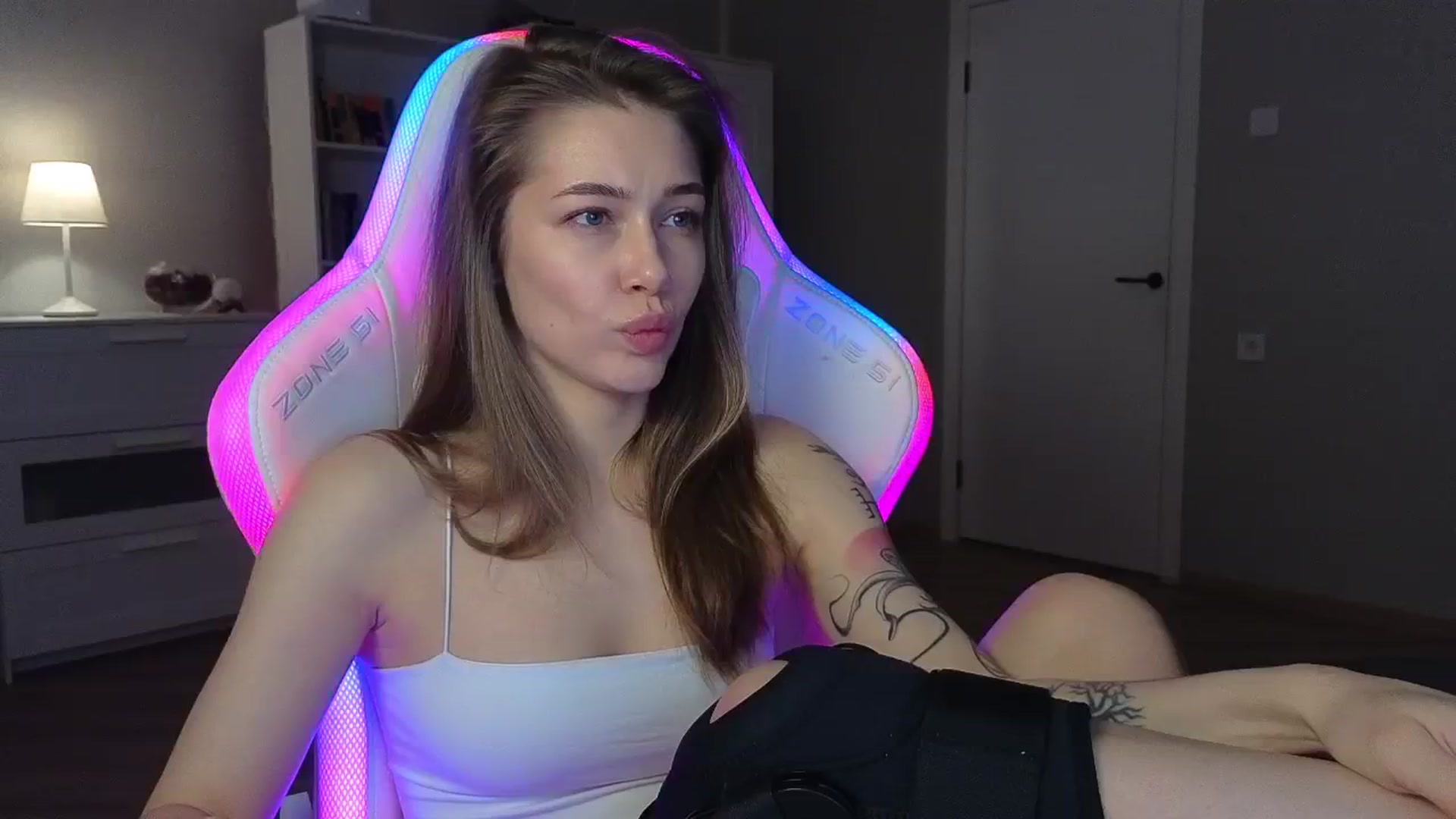 Gallery image thumbnail from KeepSpark's myfreecams stream on, 03/04/2025, 07:13 image 20 of 20