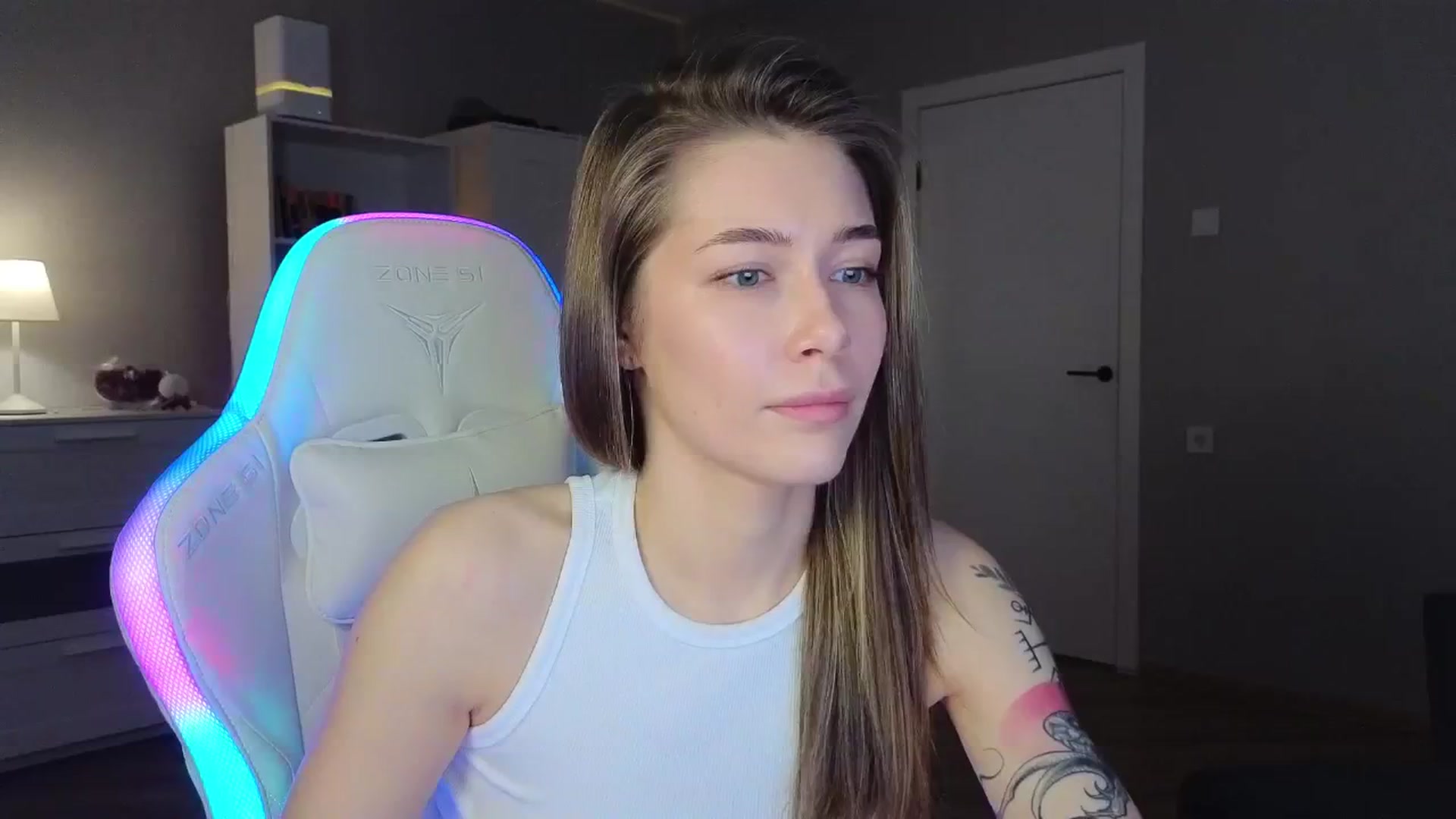 Gallery image thumbnail from KeepSpark's myfreecams stream on, 03/05/2025, 04:05 image 16 of 20