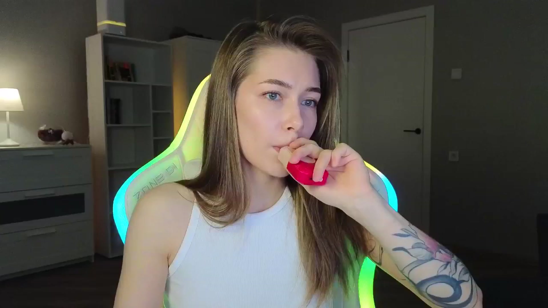 Gallery image thumbnail from KeepSpark's myfreecams stream on, 03/05/2025, 04:05 image 2 of 20