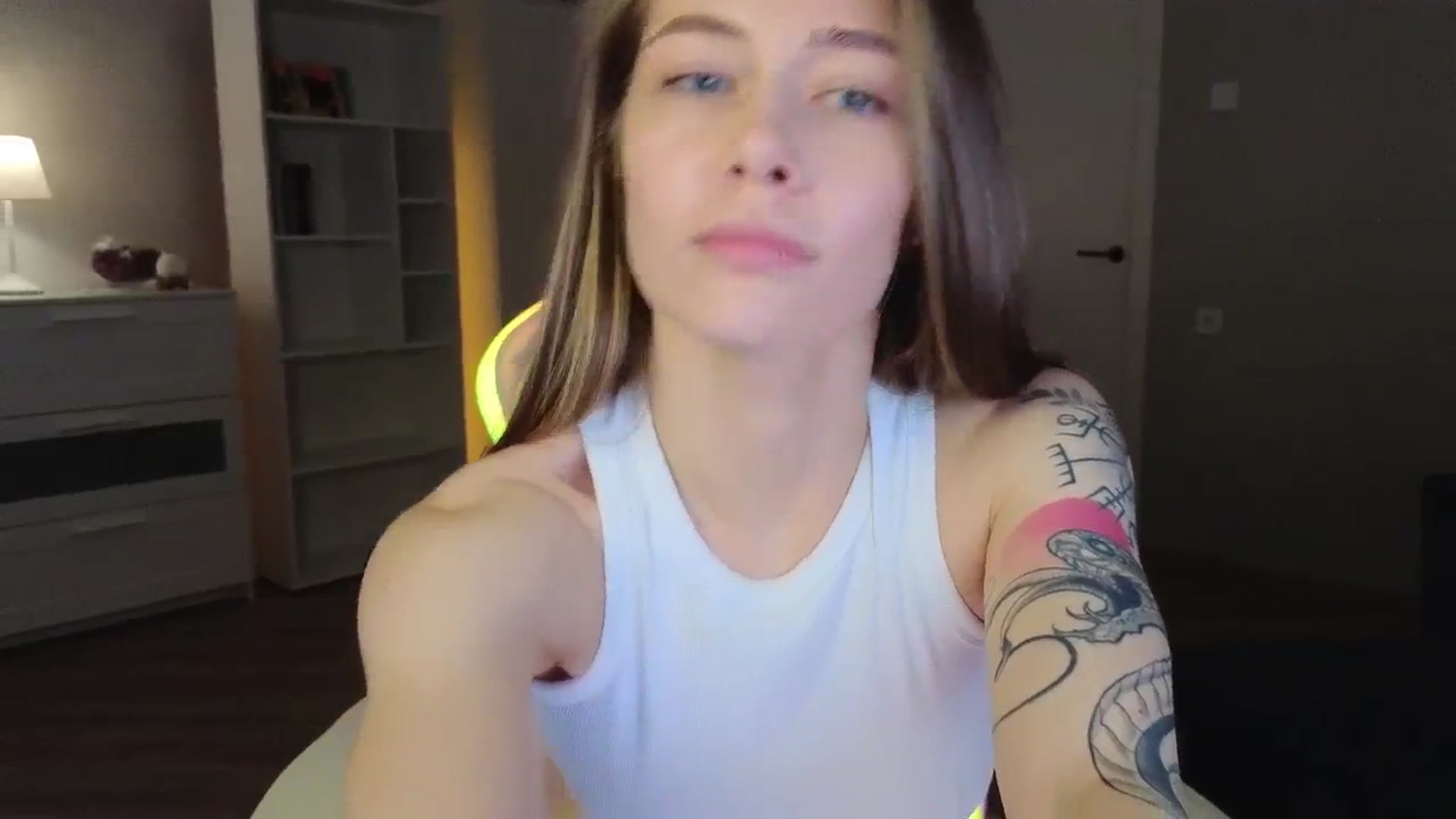 Gallery image thumbnail from KeepSpark's myfreecams stream on, 03/05/2025, 07:46 image 17 of 20