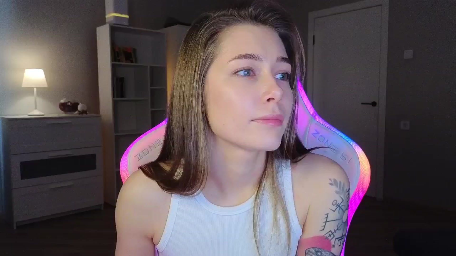 Gallery image thumbnail from KeepSpark's myfreecams stream on, 03/05/2025, 07:46 image 7 of 20