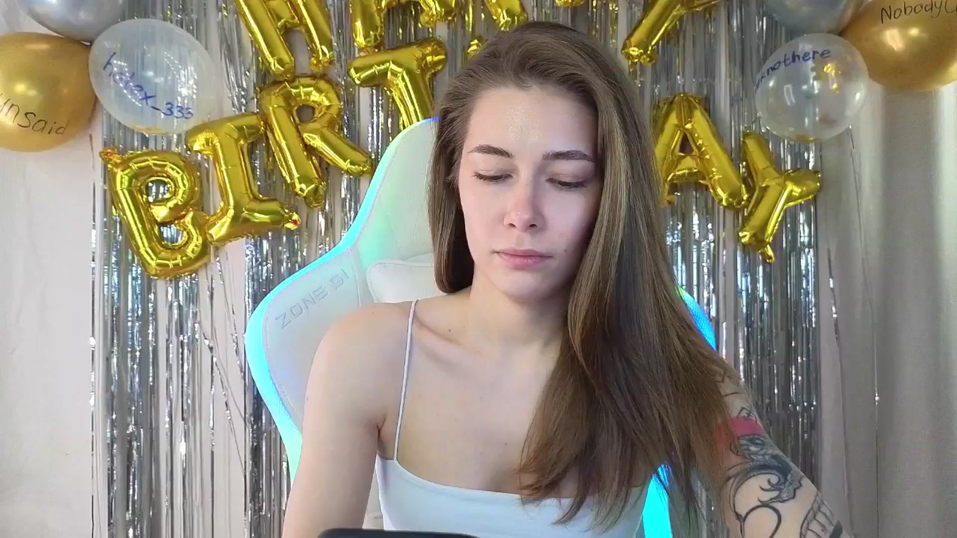 Gallery image thumbnail from KeepSpark's myfreecams stream on, 03/08/2025, 04:10 image 12 of 20