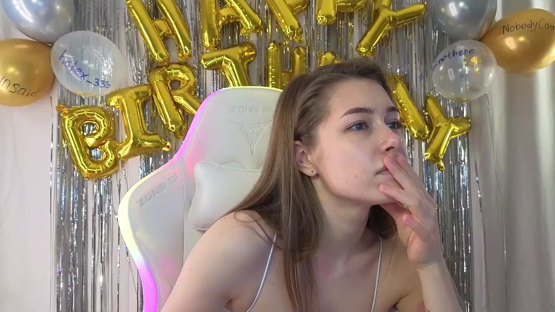 Gallery image thumbnail from KeepSpark's myfreecams stream on, 03/08/2025, 07:26 image 11 of 20