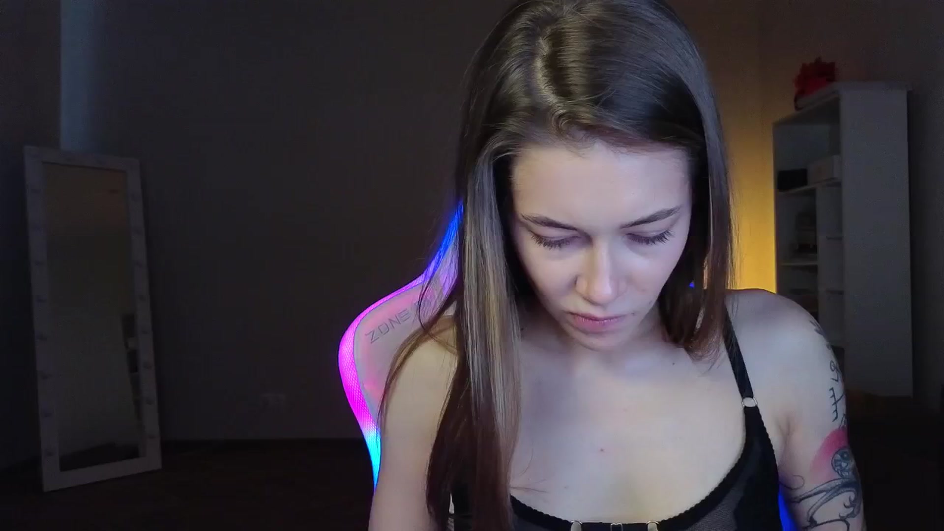 Gallery image thumbnail from KeepSpark's myfreecams stream on, 03/11/2025, 06:01 image 7 of 20