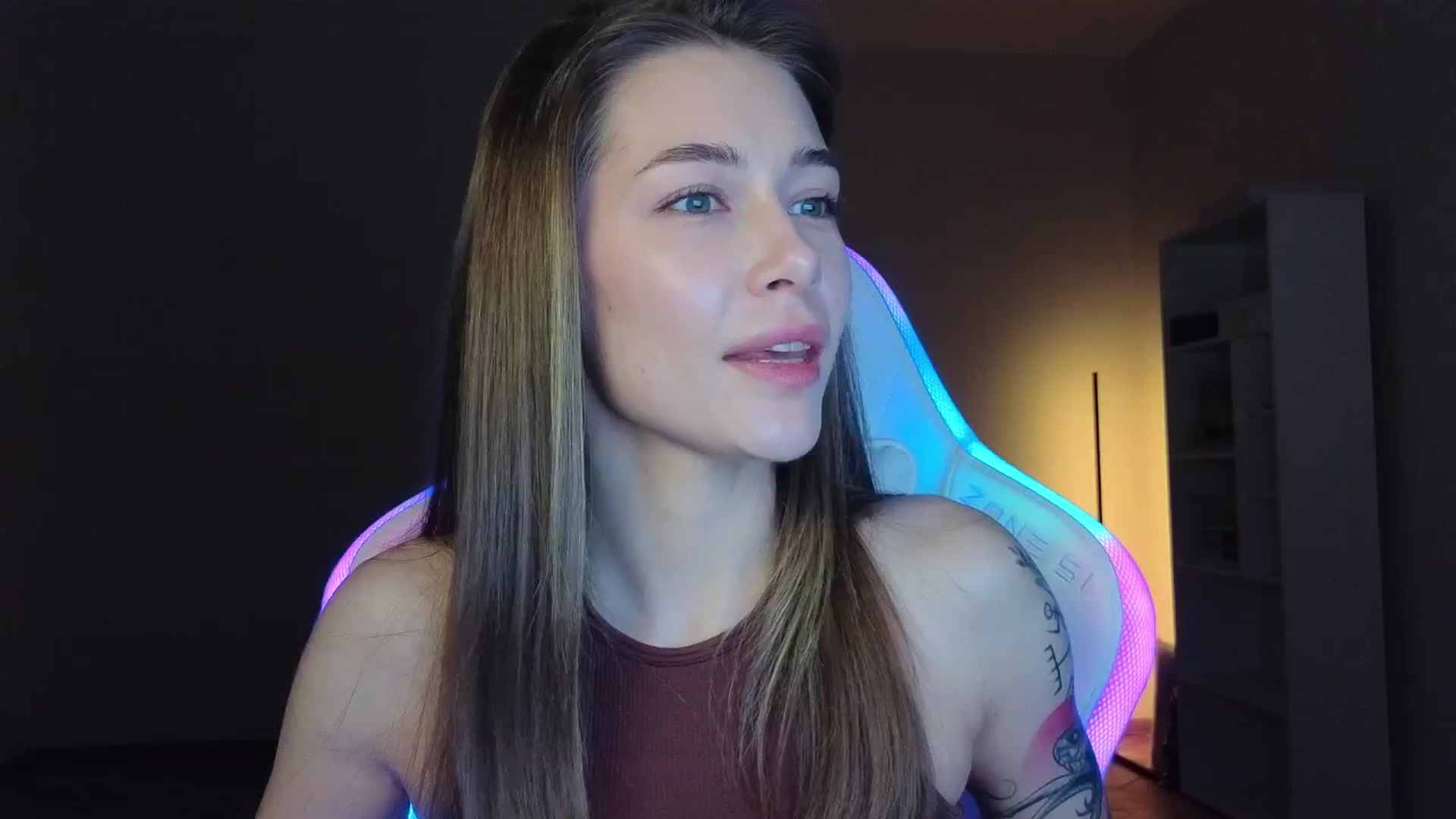 Gallery image thumbnail from KeepSpark's myfreecams stream on, 03/12/2025, 04:18 image 5 of 20