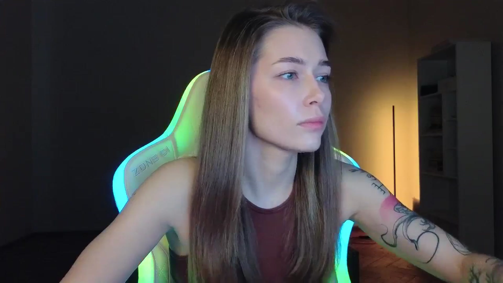 Gallery image thumbnail from KeepSpark's myfreecams stream on, 03/12/2025, 05:36 image 9 of 20