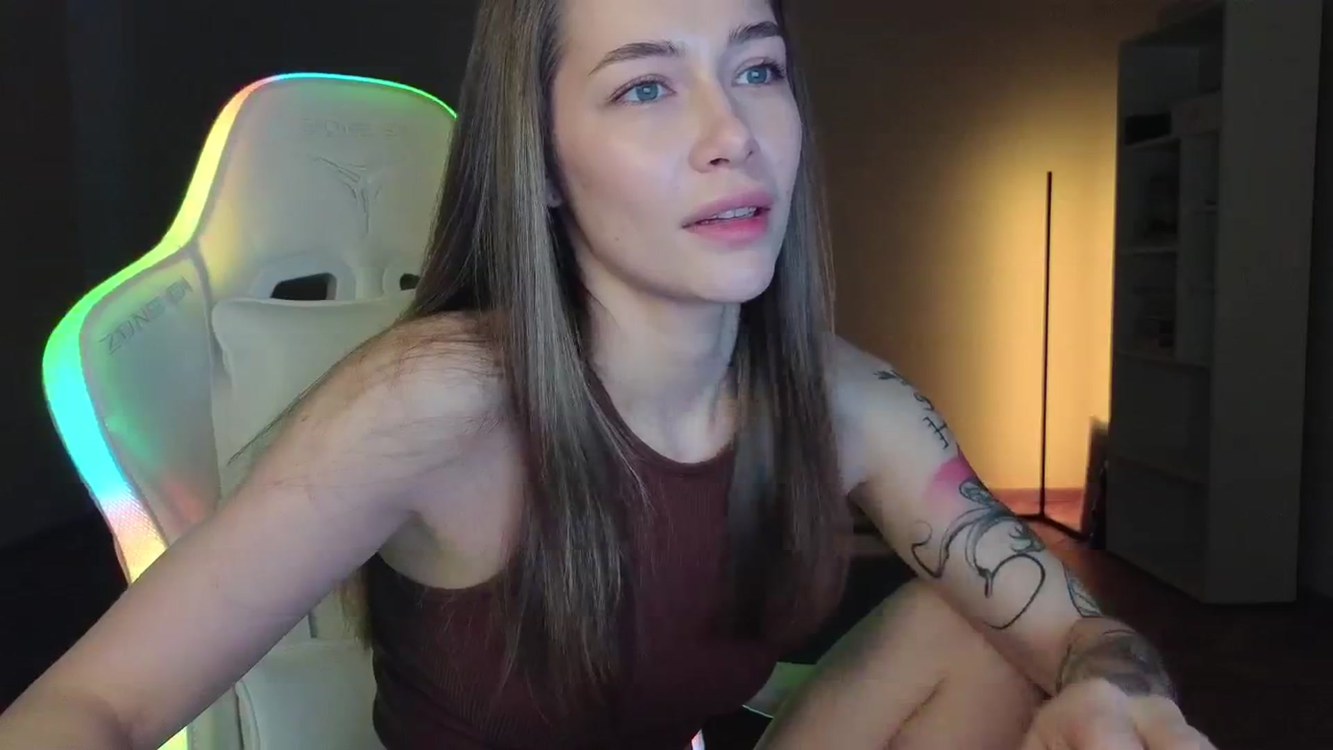 Gallery image thumbnail from KeepSpark's myfreecams stream on, 03/12/2025, 05:36 image 12 of 20