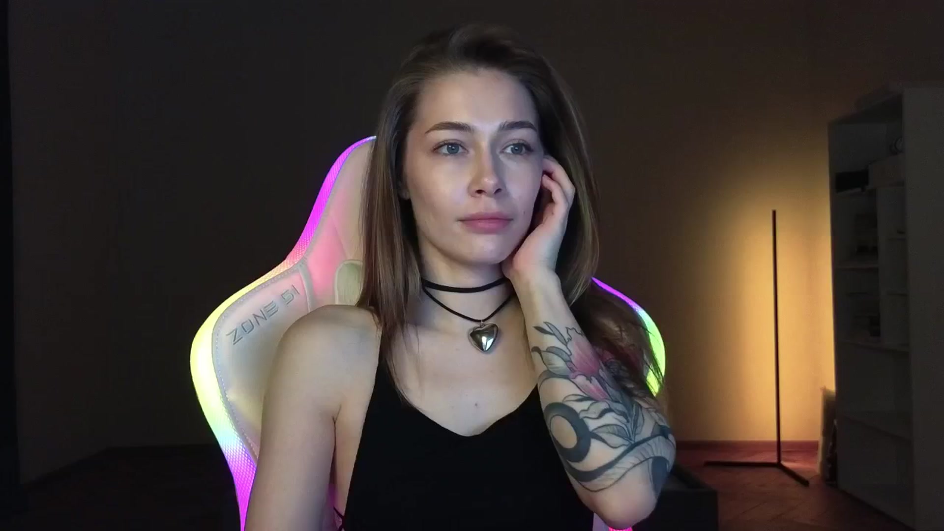 Gallery image thumbnail from KeepSpark's myfreecams stream on, 03/13/2025, 04:58 image 1 of 20