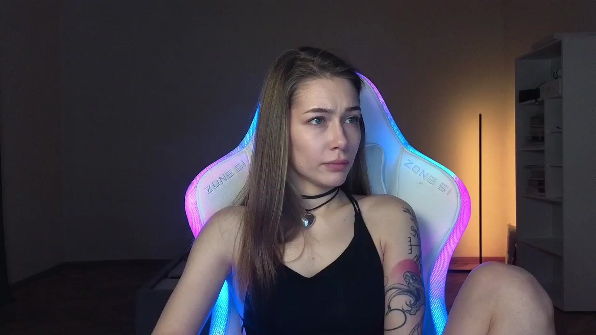 Gallery image thumbnail from KeepSpark's myfreecams stream on, 03/13/2025, 04:58 image 18 of 20