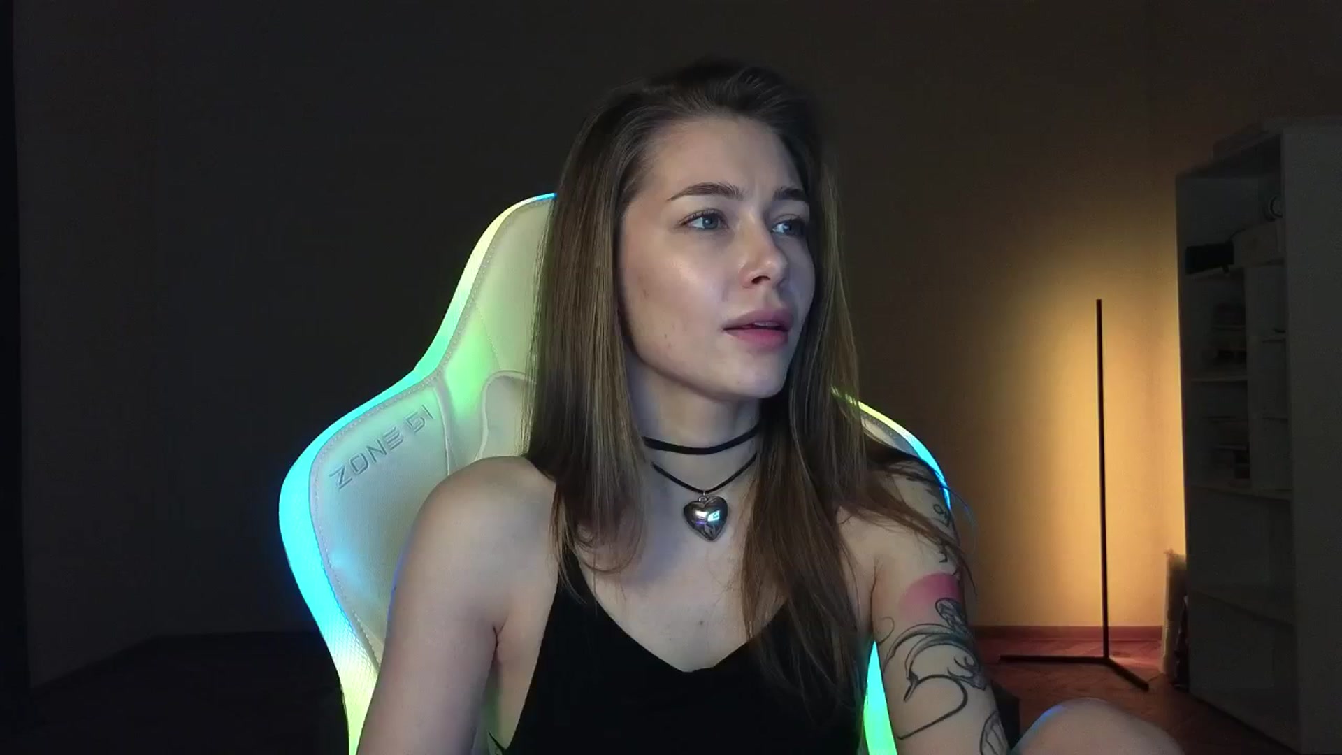 Gallery image thumbnail from KeepSpark's myfreecams stream on, 03/13/2025, 04:58 image 4 of 20