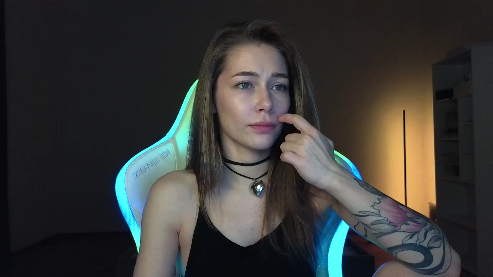 Gallery image thumbnail from KeepSpark's myfreecams stream on, 03/13/2025, 04:58 image 2 of 20