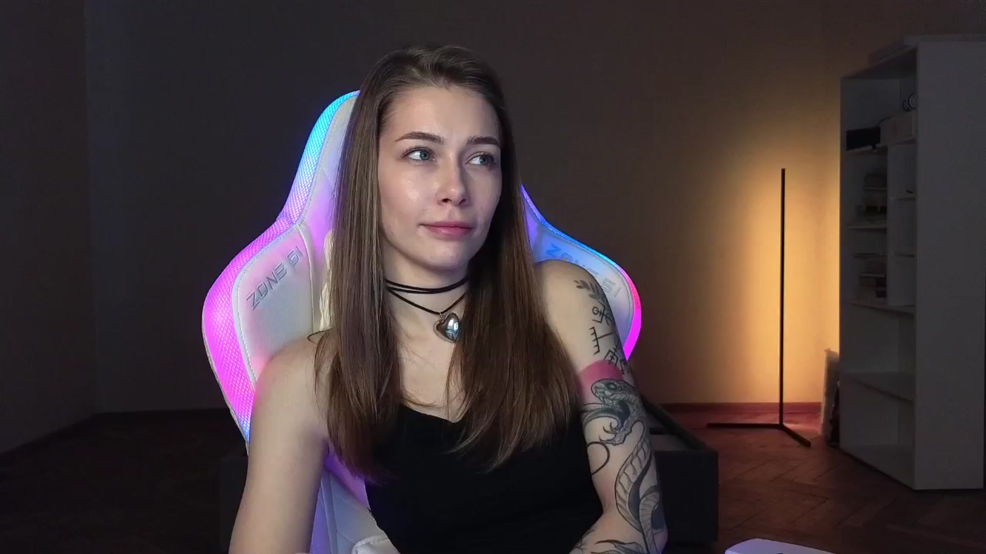 Gallery image thumbnail from KeepSpark's myfreecams stream on, 03/13/2025, 05:32 image 9 of 20
