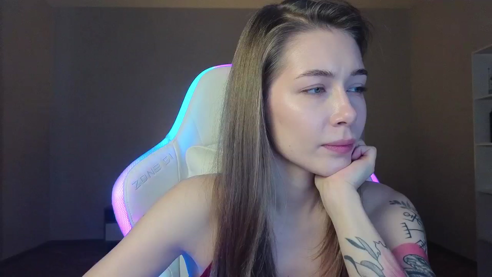 Gallery image thumbnail from KeepSpark's myfreecams stream on, 03/14/2025, 06:05 image 5 of 20