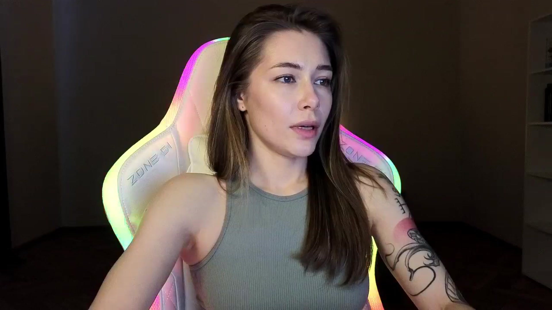 Gallery image thumbnail from KeepSpark's myfreecams stream on, 03/17/2025, 05:44 image 16 of 20