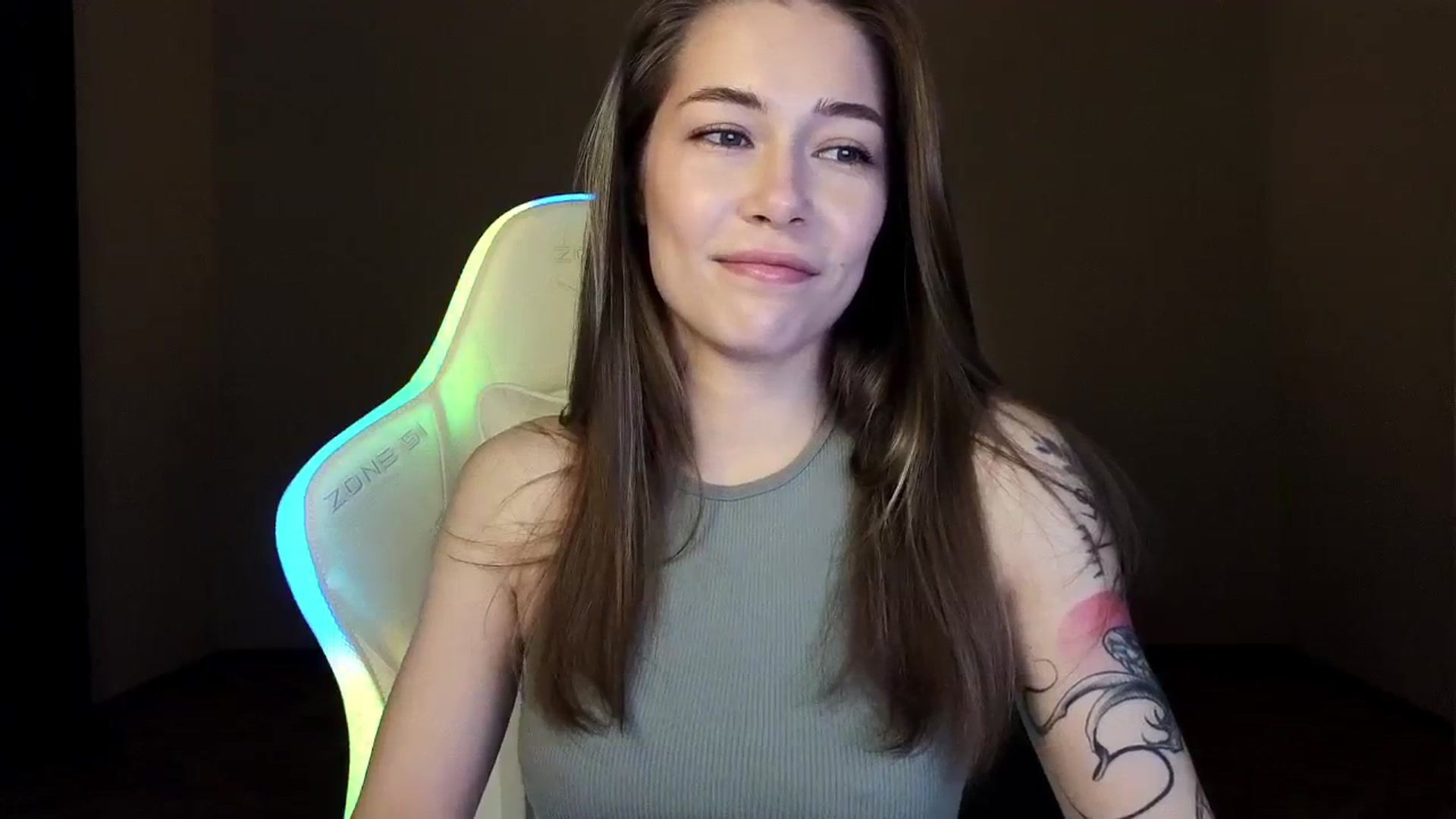 Gallery image thumbnail from KeepSpark's myfreecams stream on, 03/17/2025, 05:44 image 2 of 20