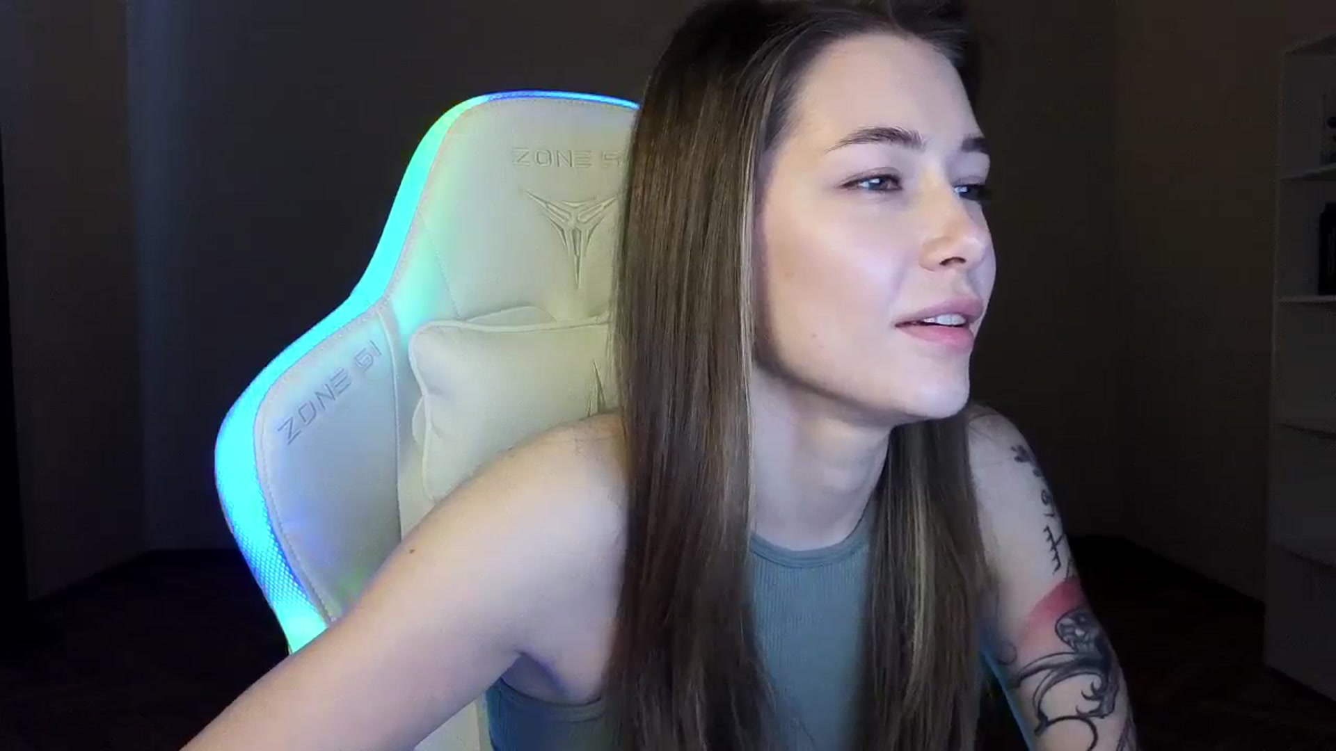 Gallery image thumbnail from KeepSpark's myfreecams stream on, 03/17/2025, 05:44 image 20 of 20