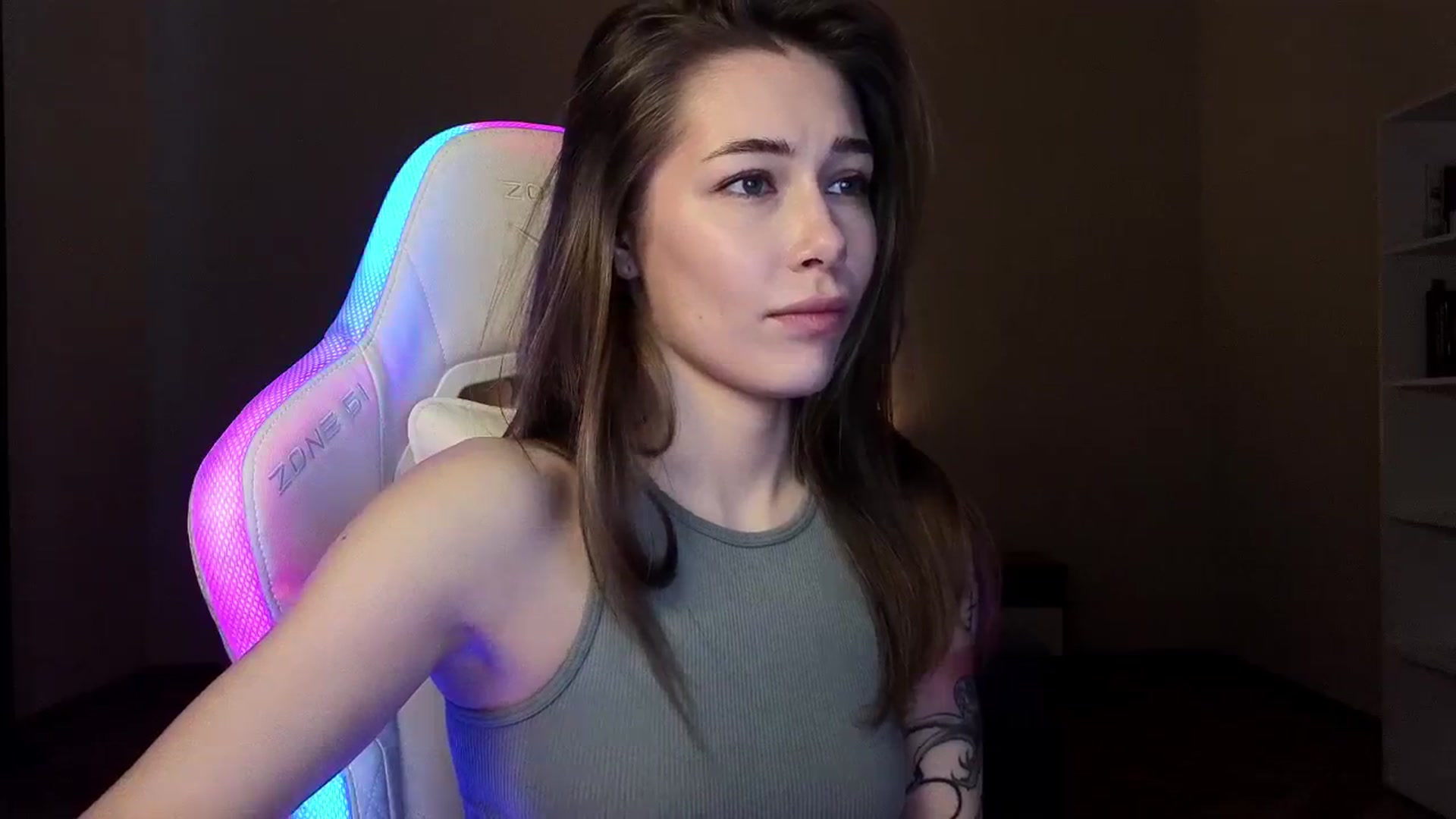 Gallery image thumbnail from KeepSpark's myfreecams stream on, 03/17/2025, 05:44 image 11 of 20