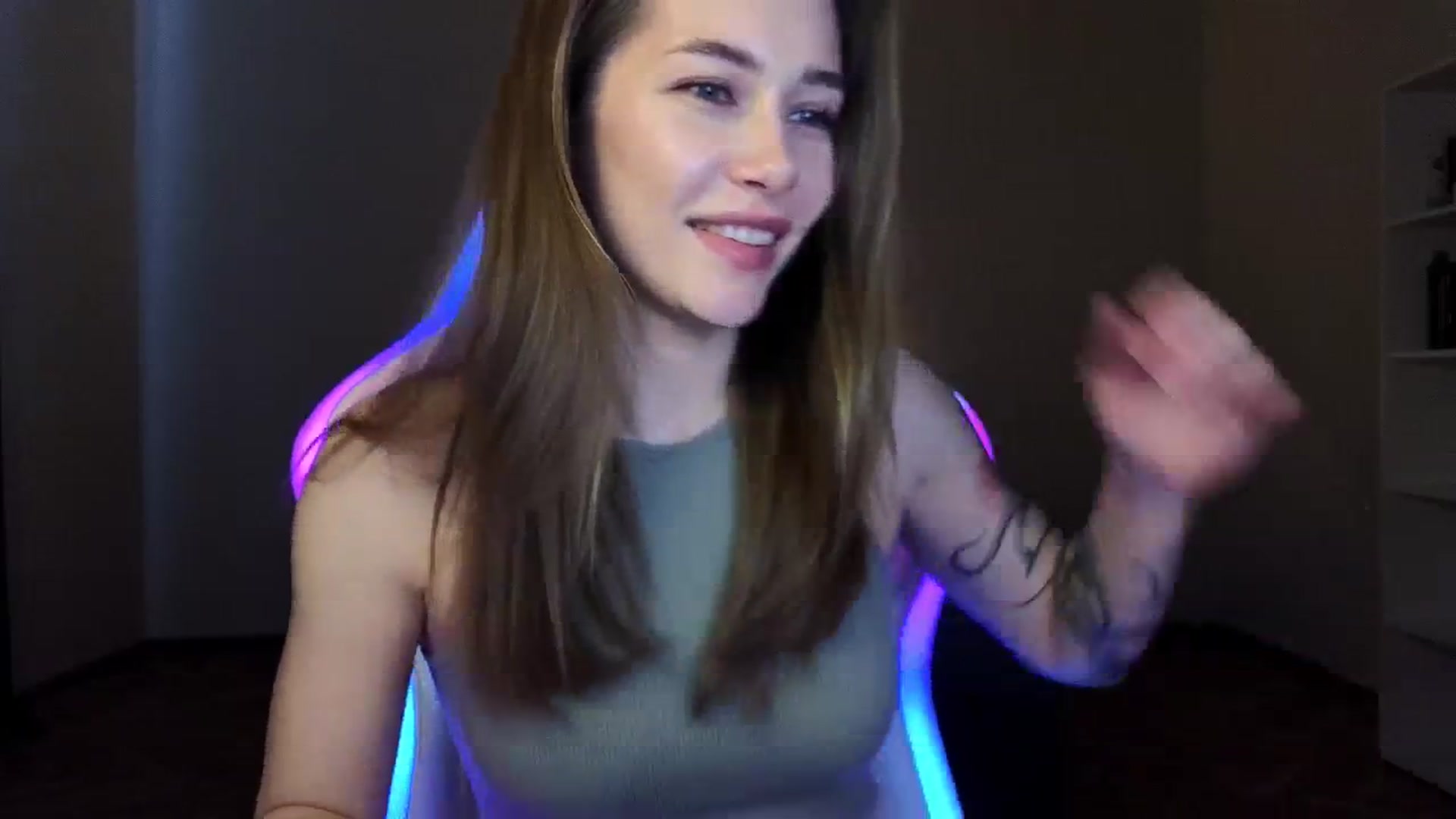 Gallery image thumbnail from KeepSpark's myfreecams stream on, 03/17/2025, 07:51 image 11 of 20