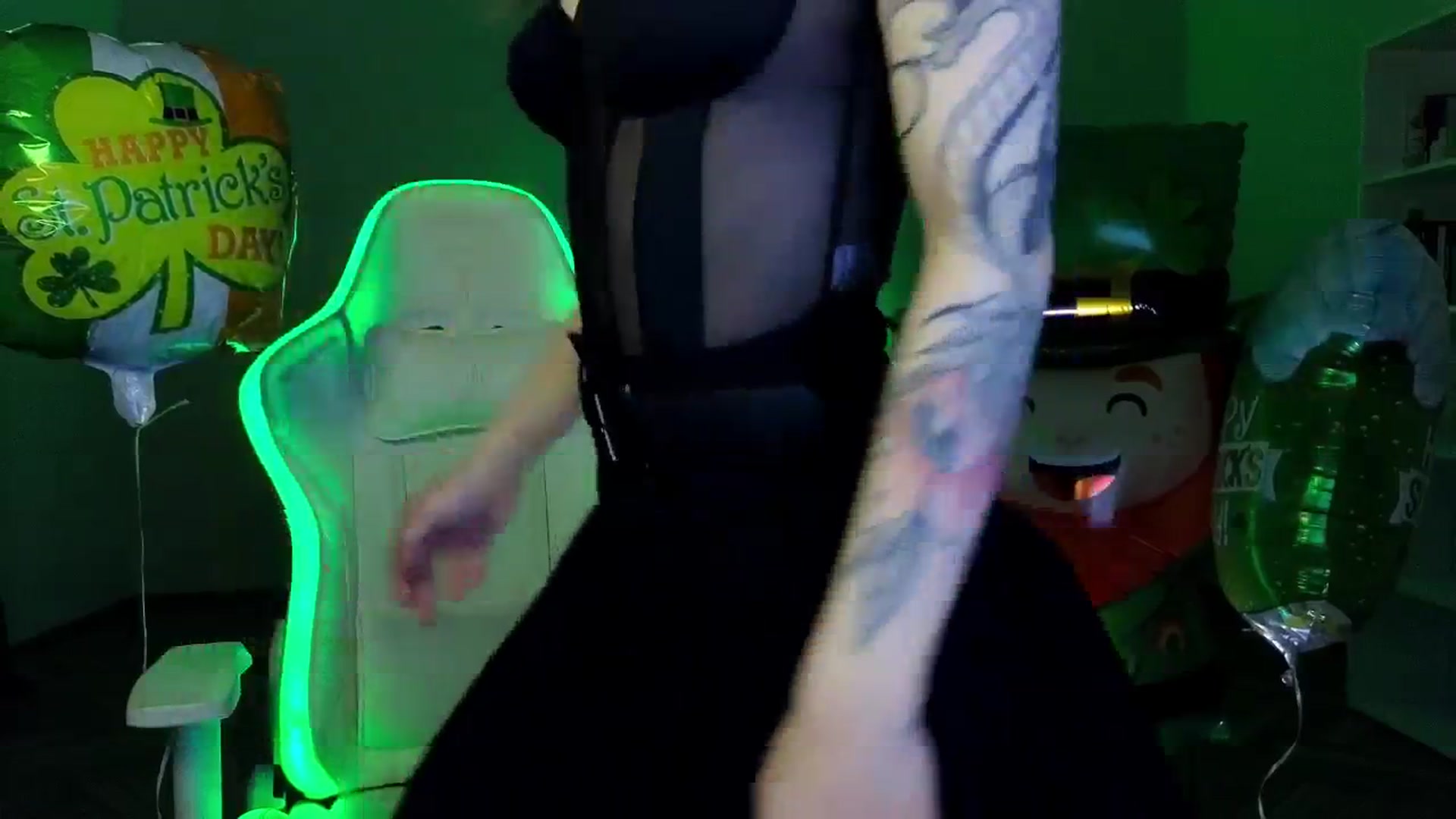 Gallery image thumbnail from KeepSpark's myfreecams stream on, 03/18/2025, 04:10 image 11 of 20