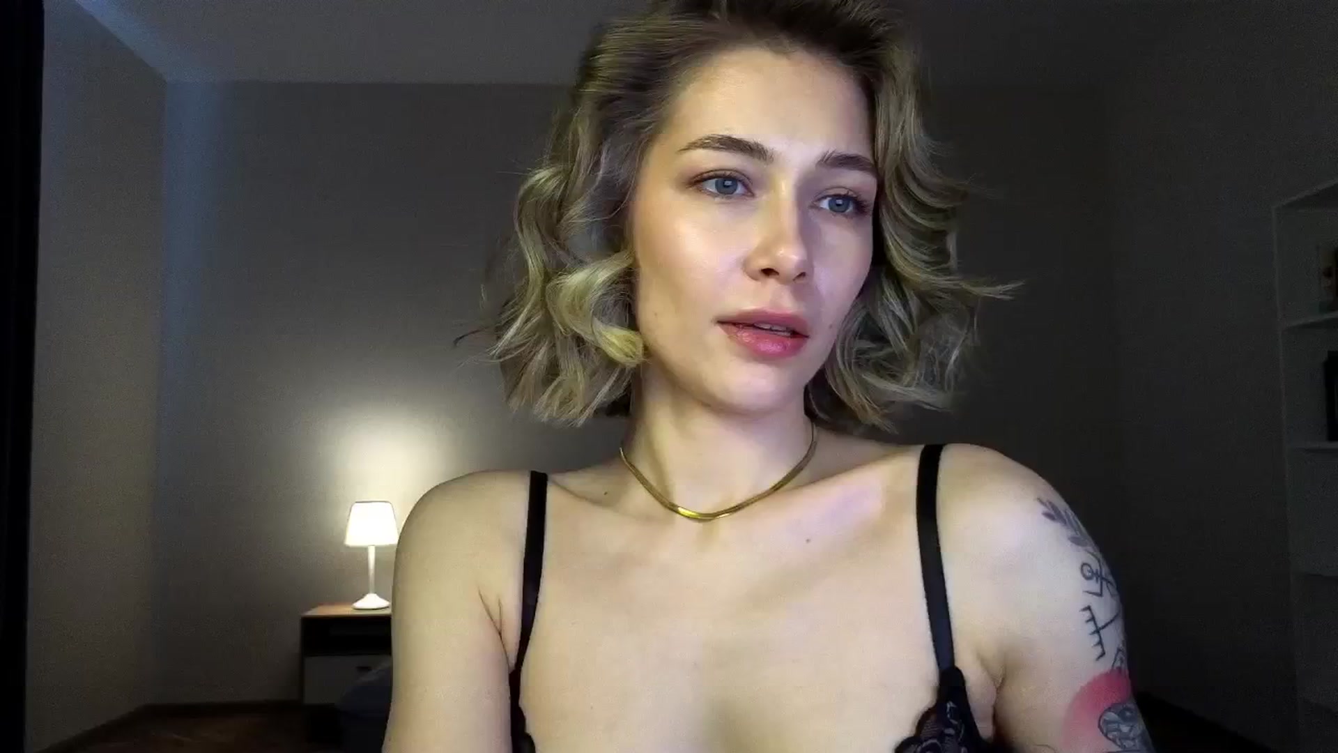 Gallery image thumbnail from KeepSpark's myfreecams stream on, 03/19/2025, 06:46 image 15 of 20